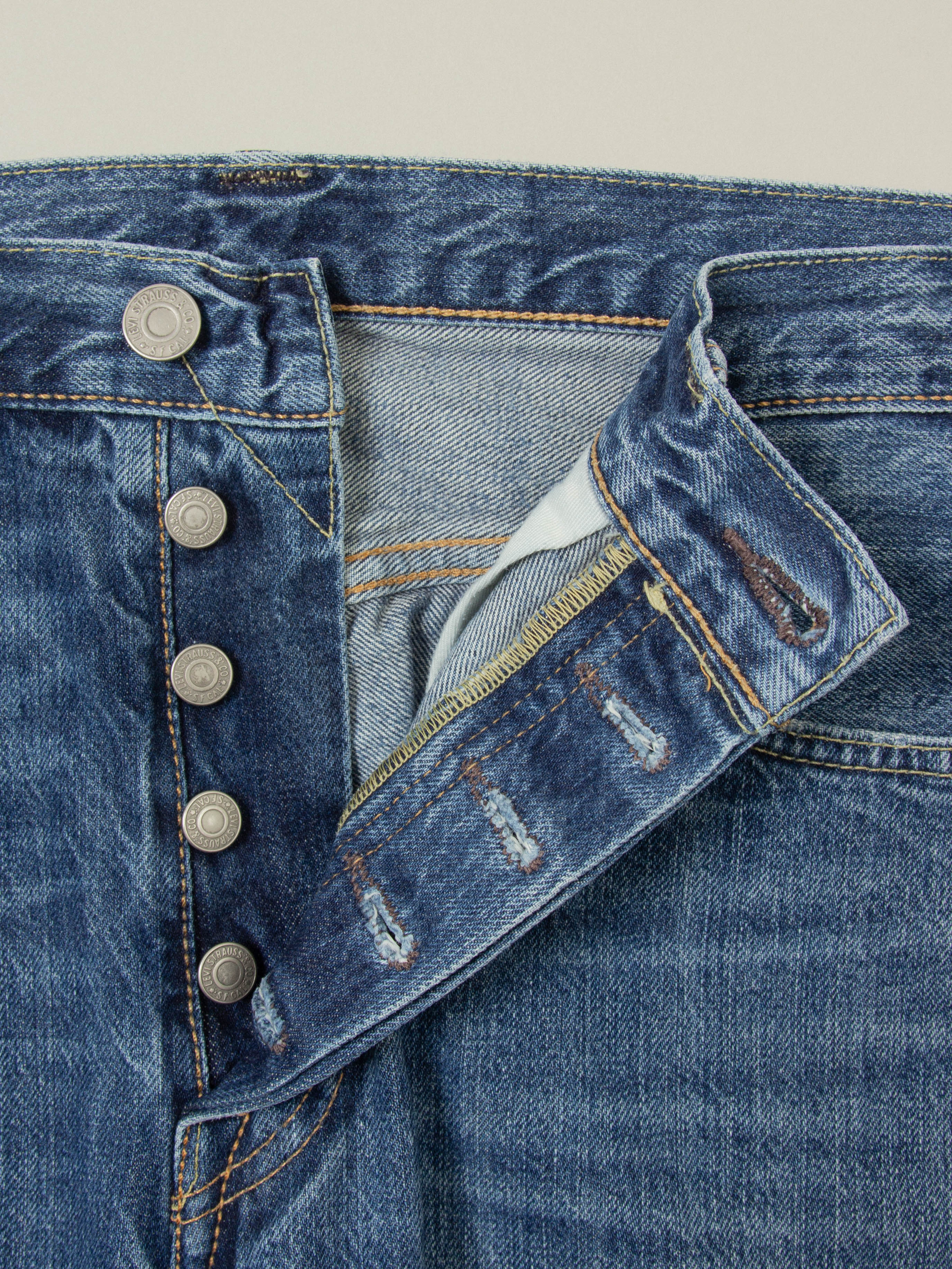 2000s Levi's 501 Jeans (32x31) - Image 4