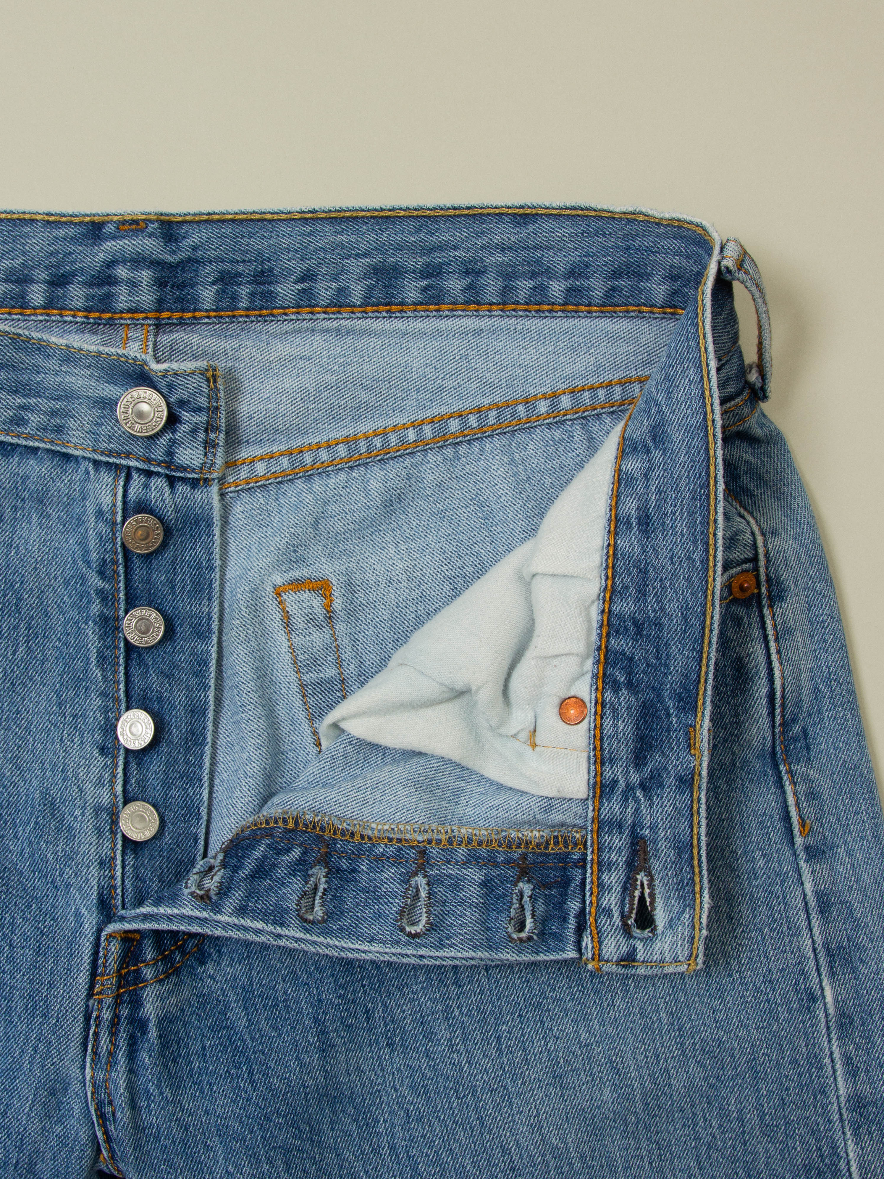 2000s Levi's 501 Jeans (34x30) - Image 3