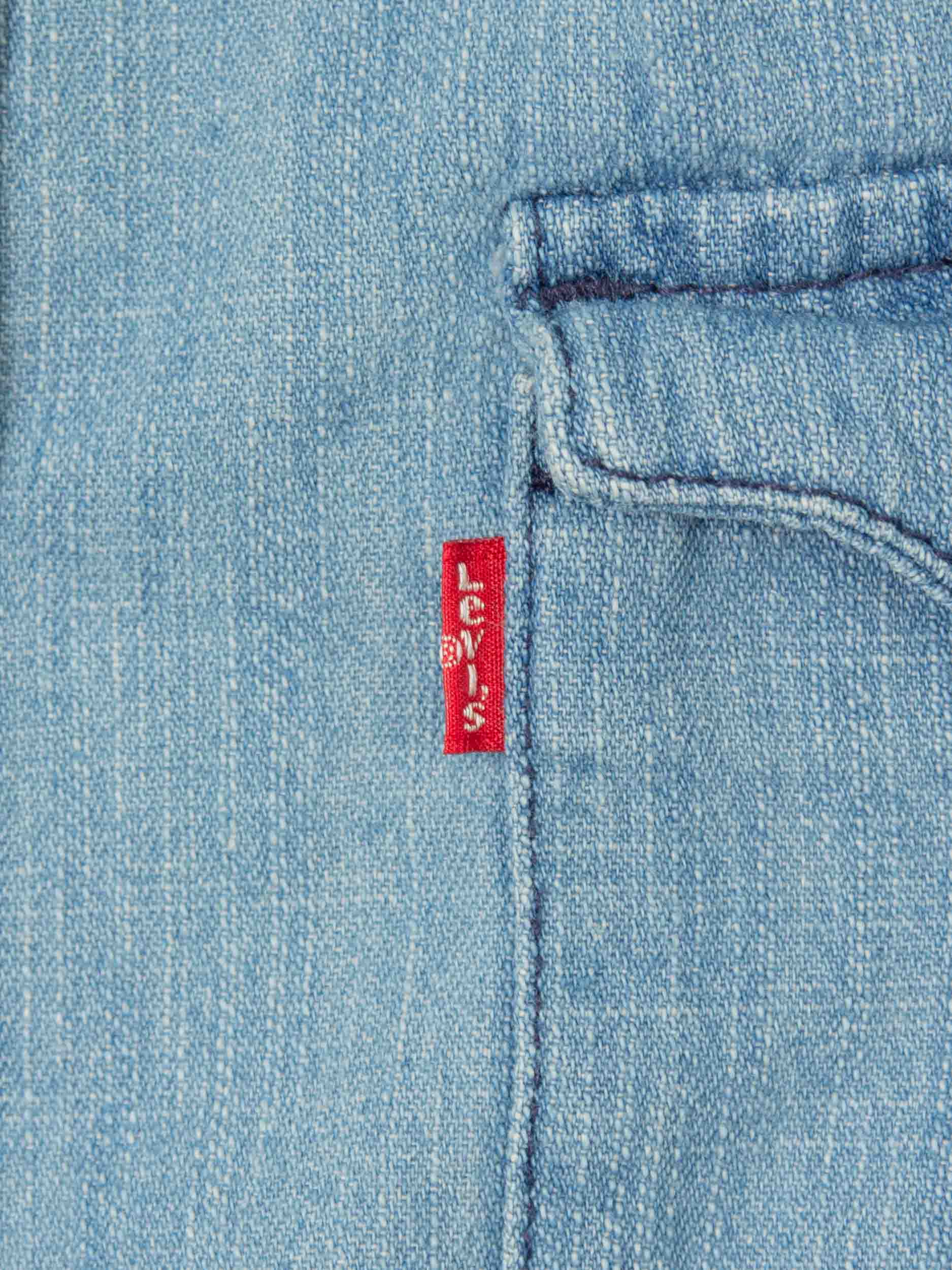 2000s Levi's Denim Shirt (M) - Image 3