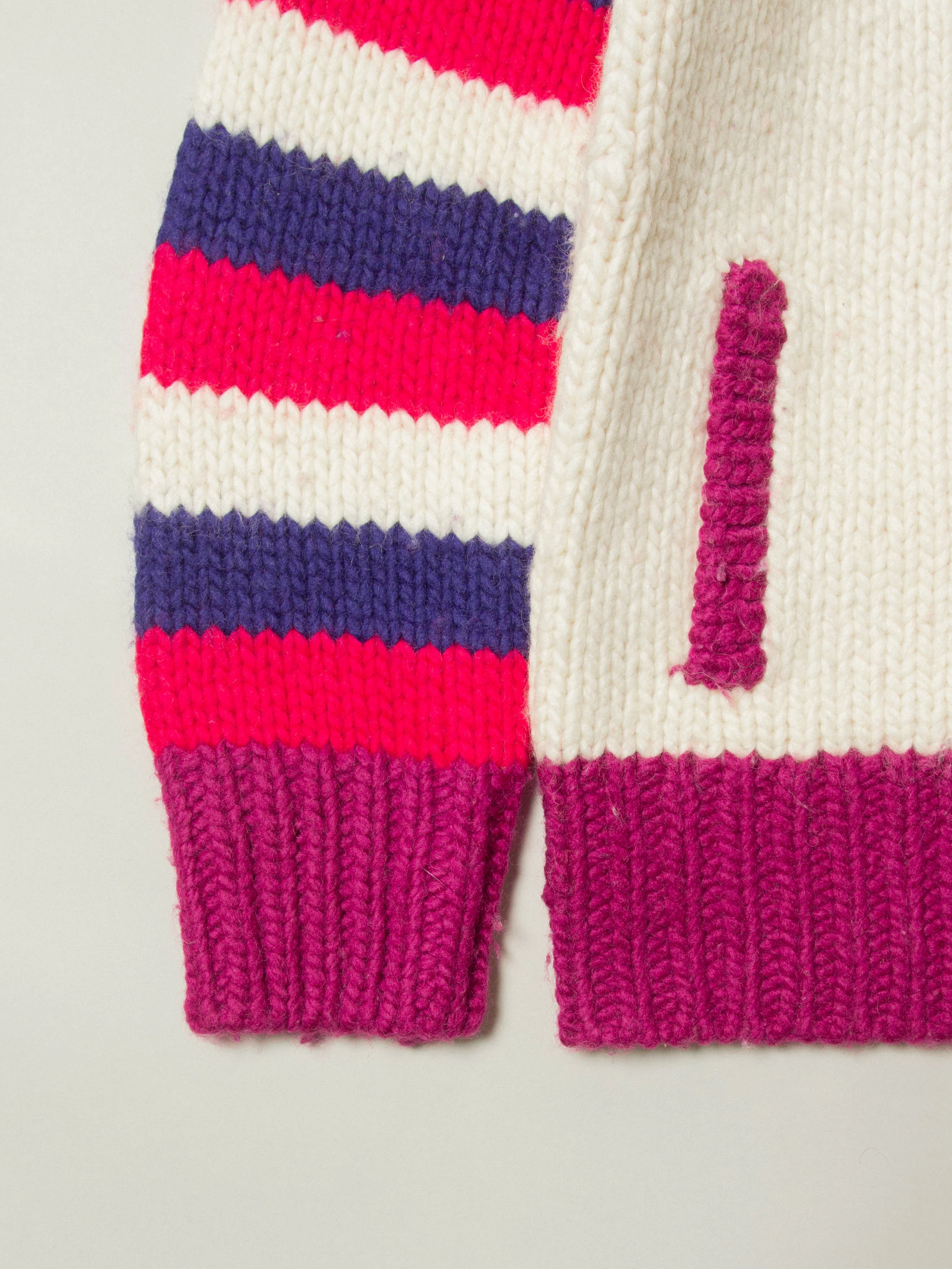 Heavy Cowichan Wool Raglan Sweater (S) - Image 5