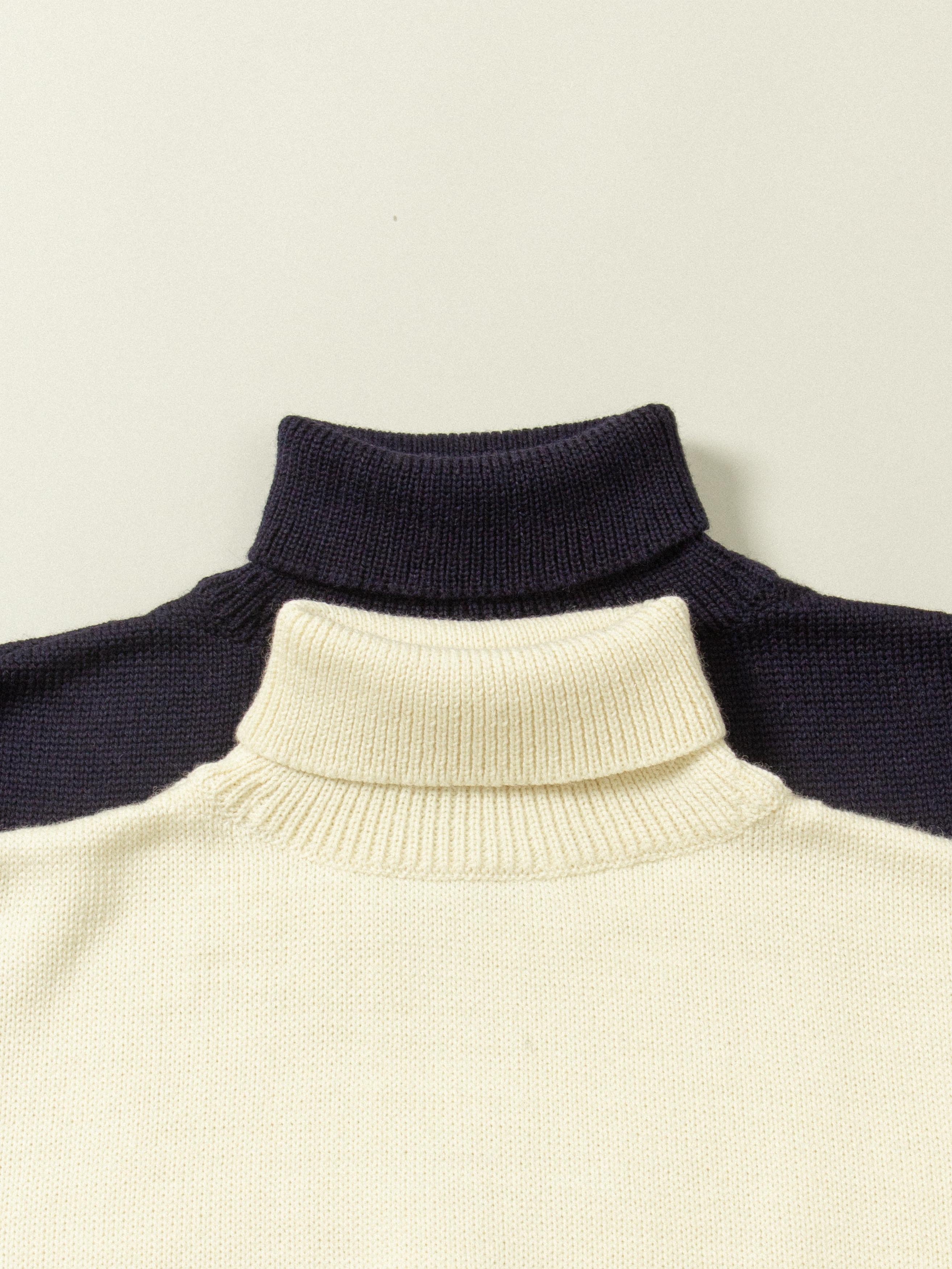Royal Navy Submariner Roll Neck - Image 3