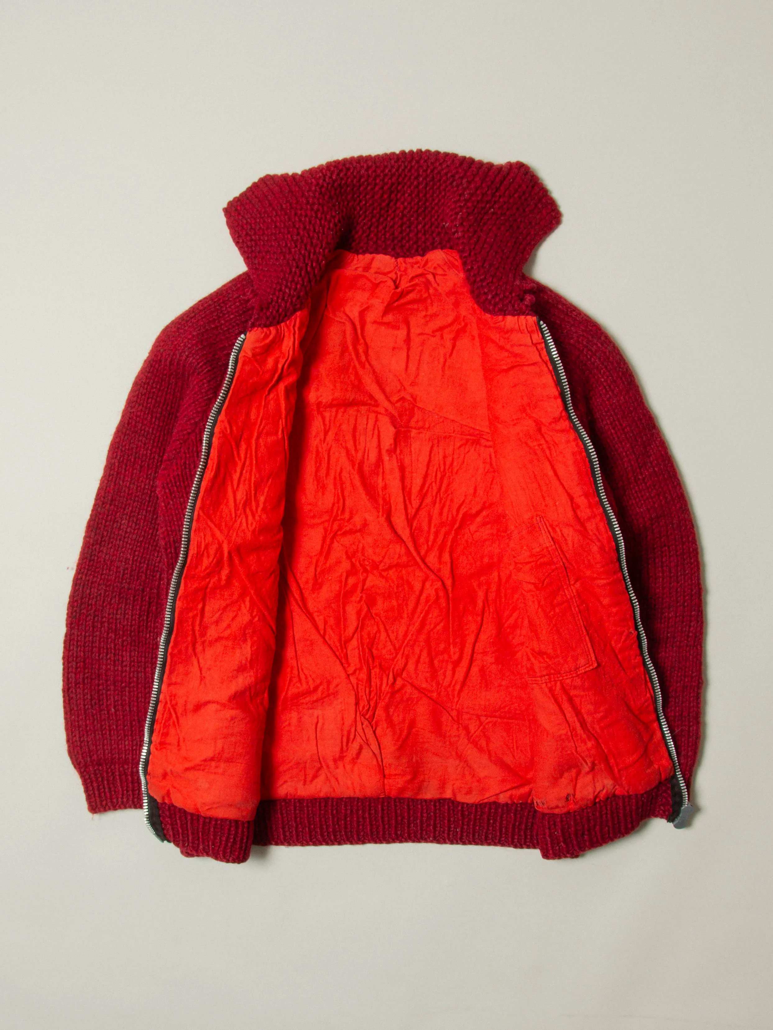 Vtg 1960s Burgundy Cowichan Wool Sweater (S) - Image 3
