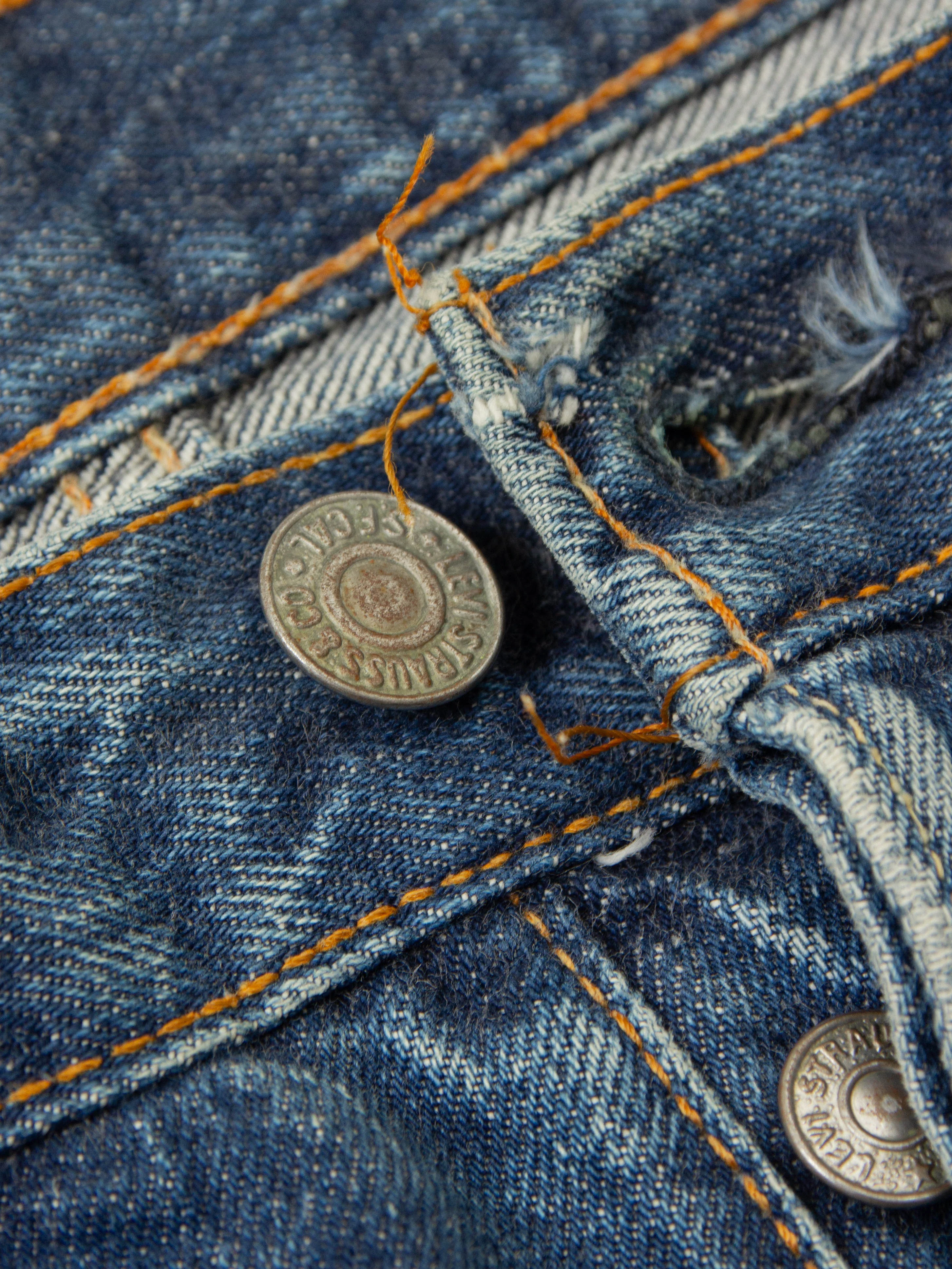 Vtg 1960s Levi's 501 Selvedge Big E Jeans (31x29) - Image 5