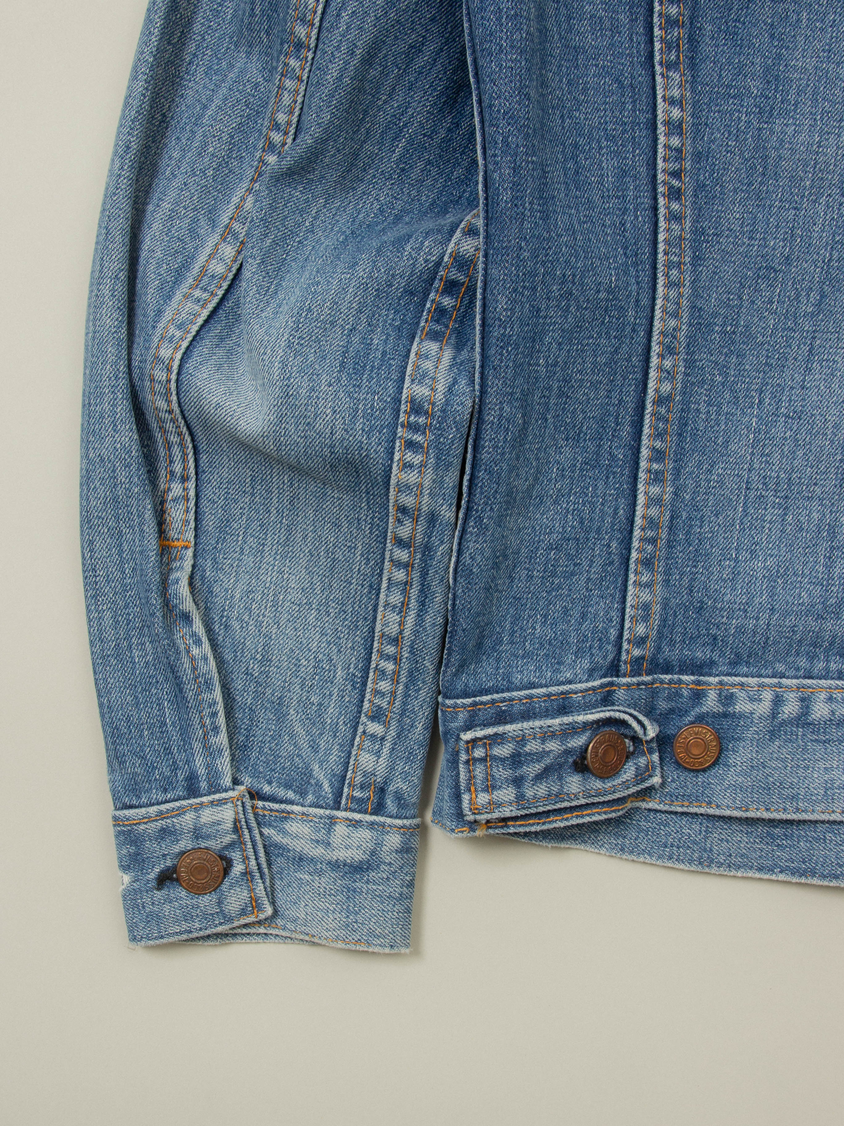 Vtg 1960s Levi's Big E Trucker Denim Jacket (XS) - Image 7