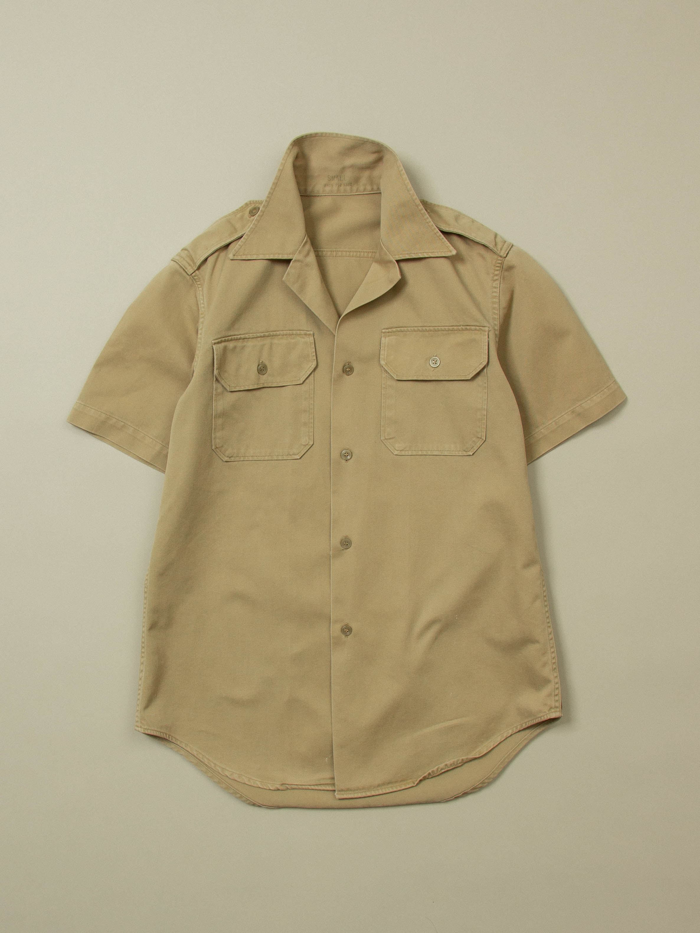 Vtg 1960s US Army Khaki Officer Shirt (S)