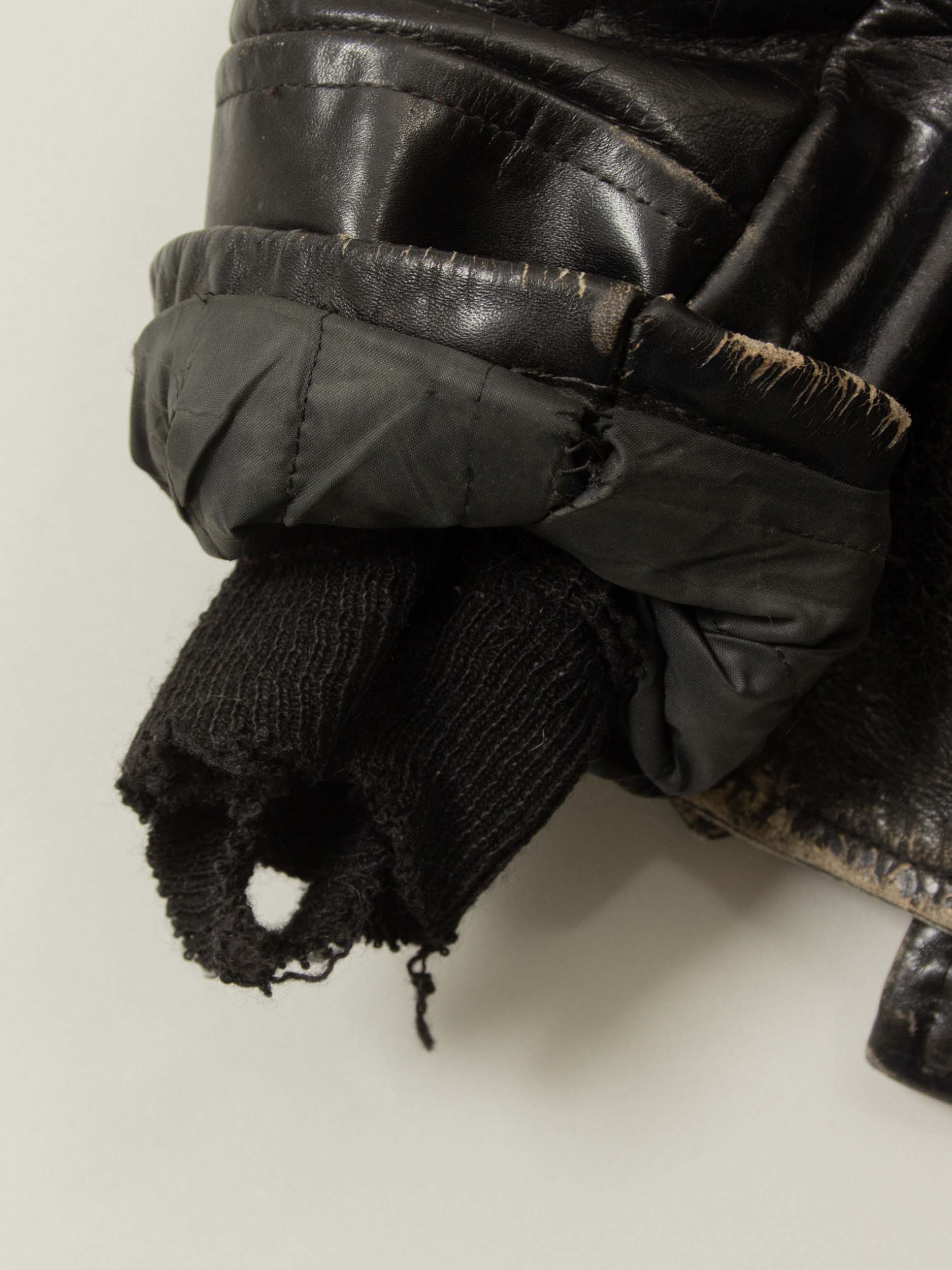 Vtg 1970s Boston Police Leather Jacket - Made in USA (L) - Image 11