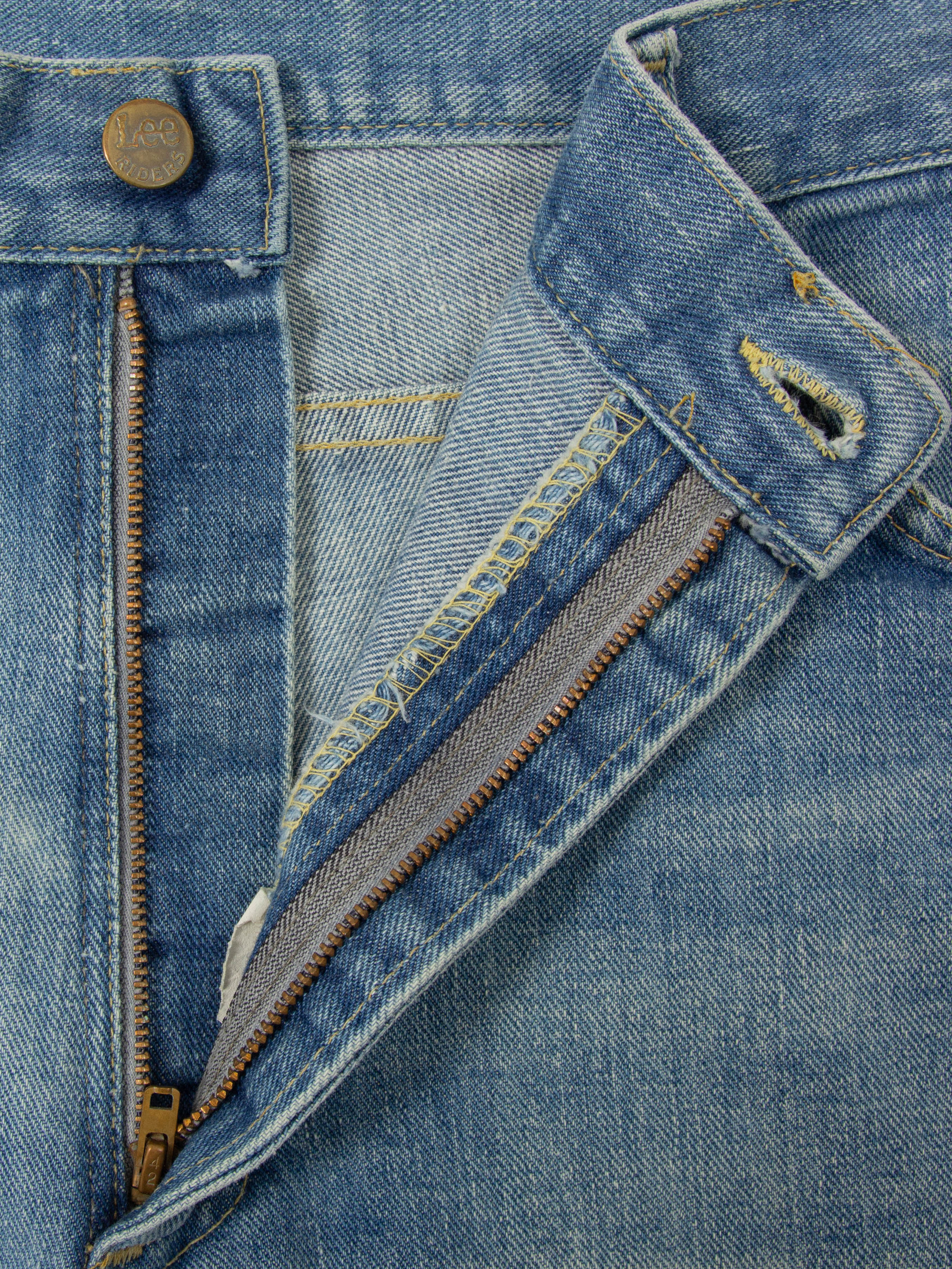 Vtg 1970s Lee Bootcut Jeans - Made in USA (36x27) - Image 2
