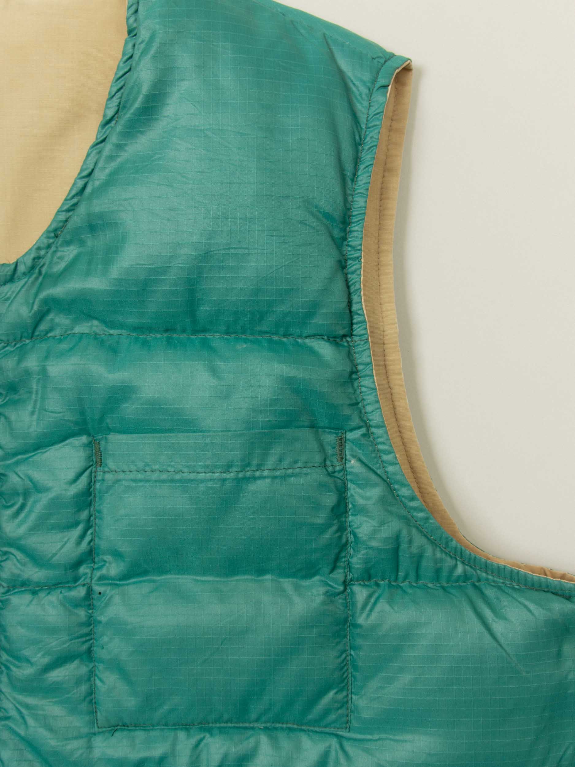 Vtg 1970s Reversible Eddie Bauer Down Vest - Made in USA (L) - Image 10