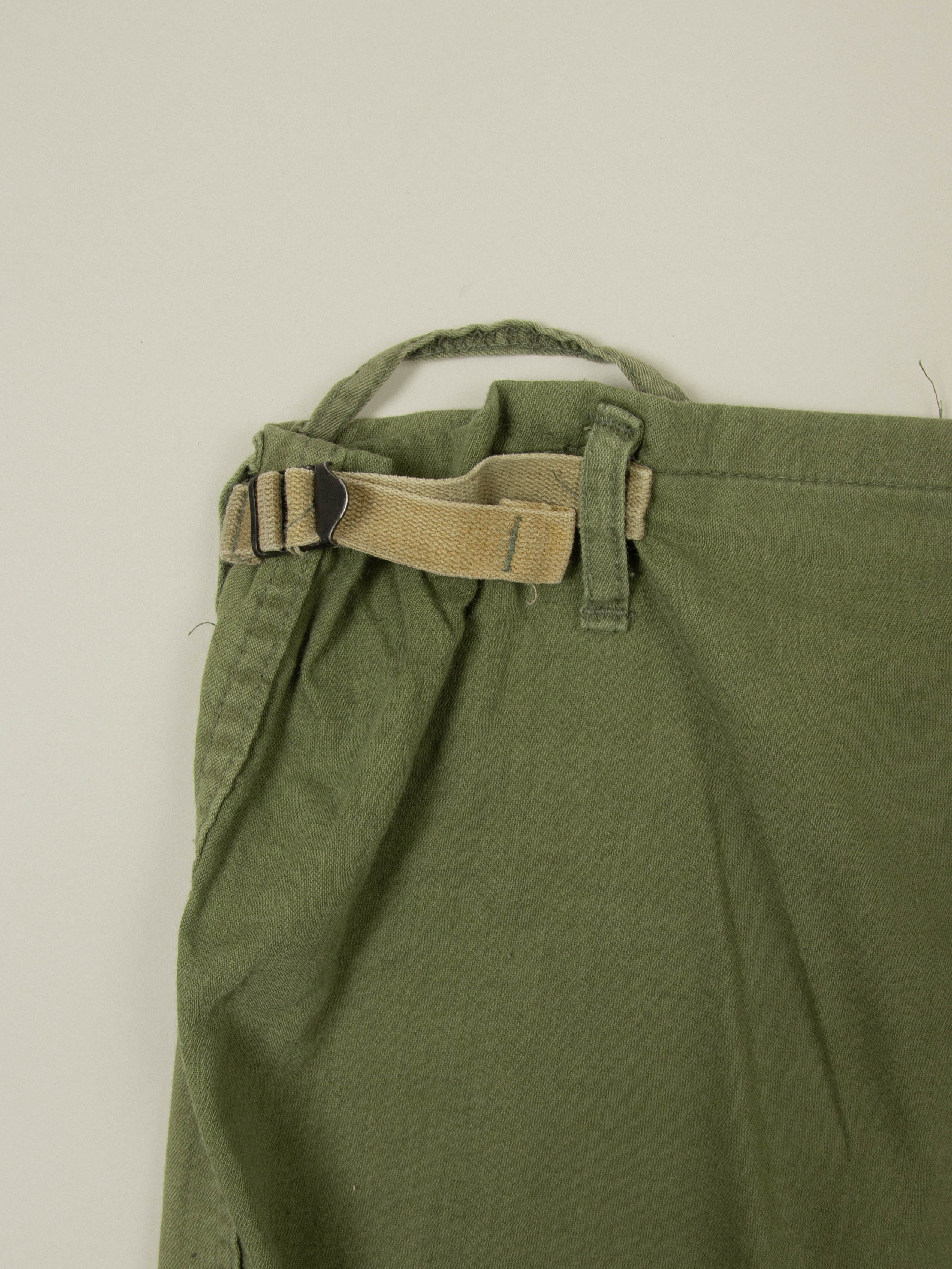 Vtg 1970s US Army Chemical Protective Trousers (40x30) - Image 9