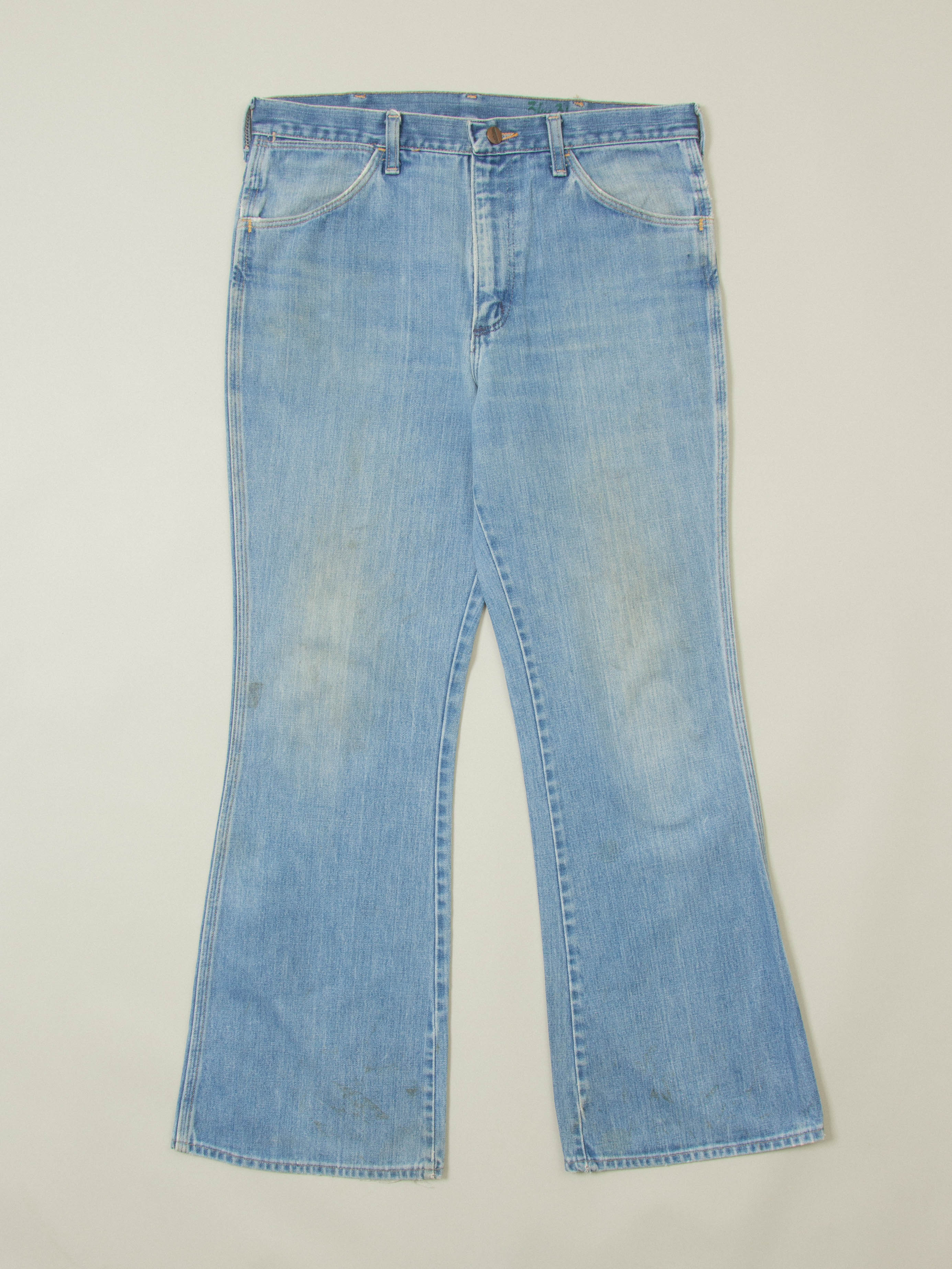 Vtg 1970s Wrangler Bootcut Jeans – Made in USA (34x31)