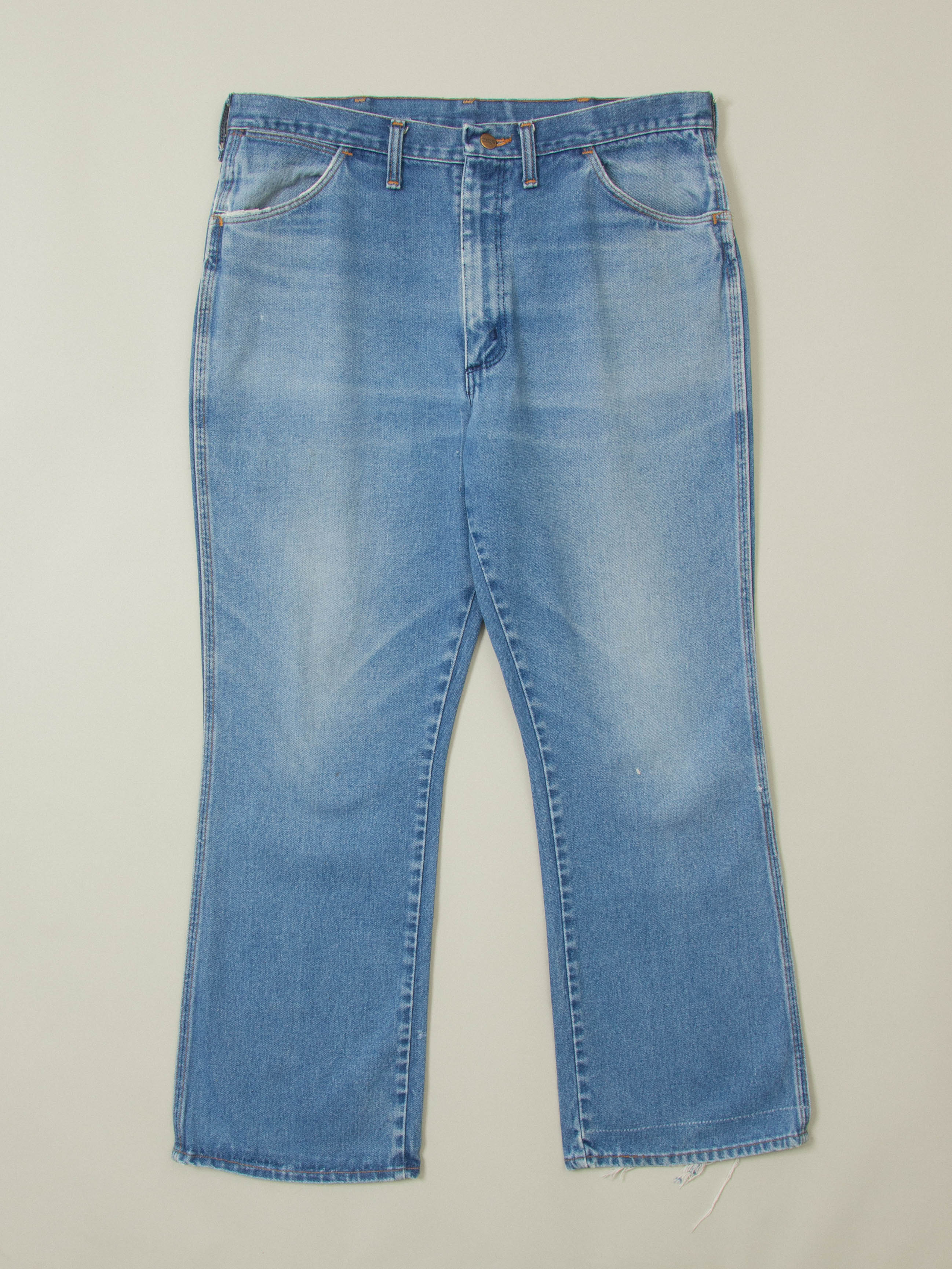 Vtg 1970s Wrangler Bootcut Jeans - Made in USA (36x30)