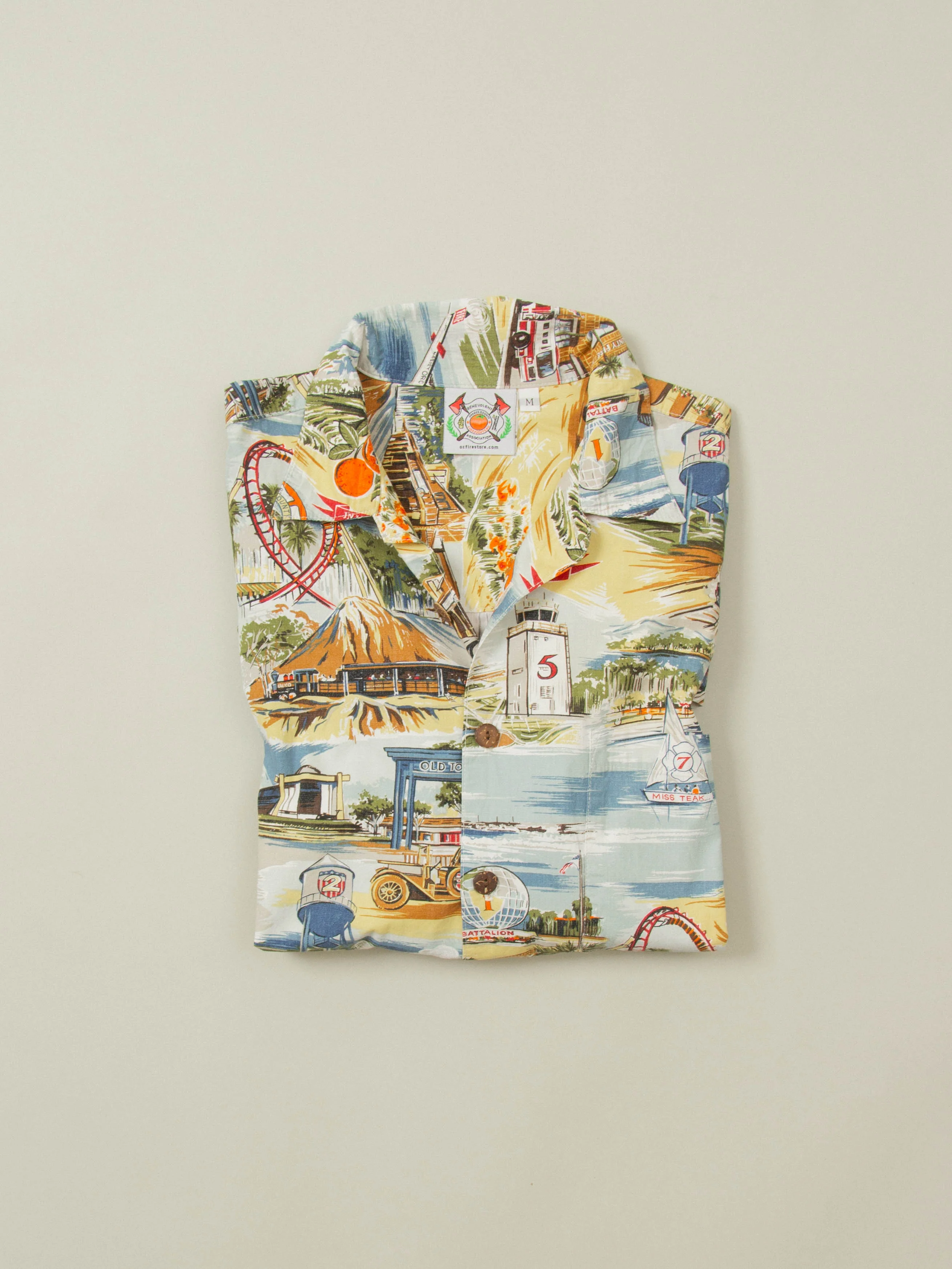 Vtg 1980s 'Firefighters' Hawaii Shirt - Made in USA (M) - Image 4