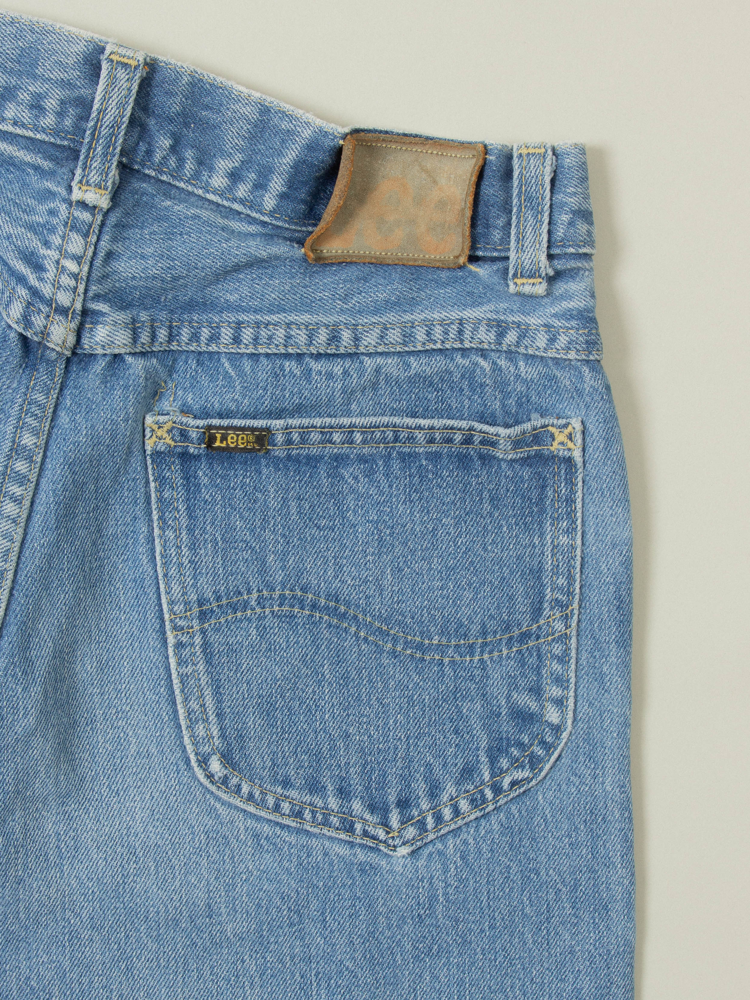 Vtg 1980s Lee Riders Jeans - Made in USA (27x32) - Image 4