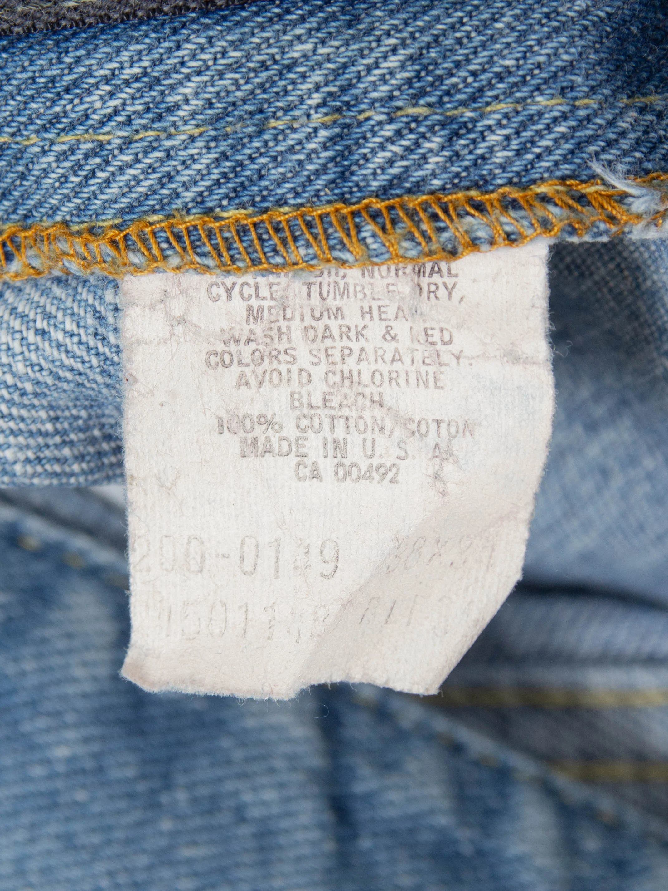 Vtg 1980s Lee Riders Jeans - Made in USA (38x34) - Image 6