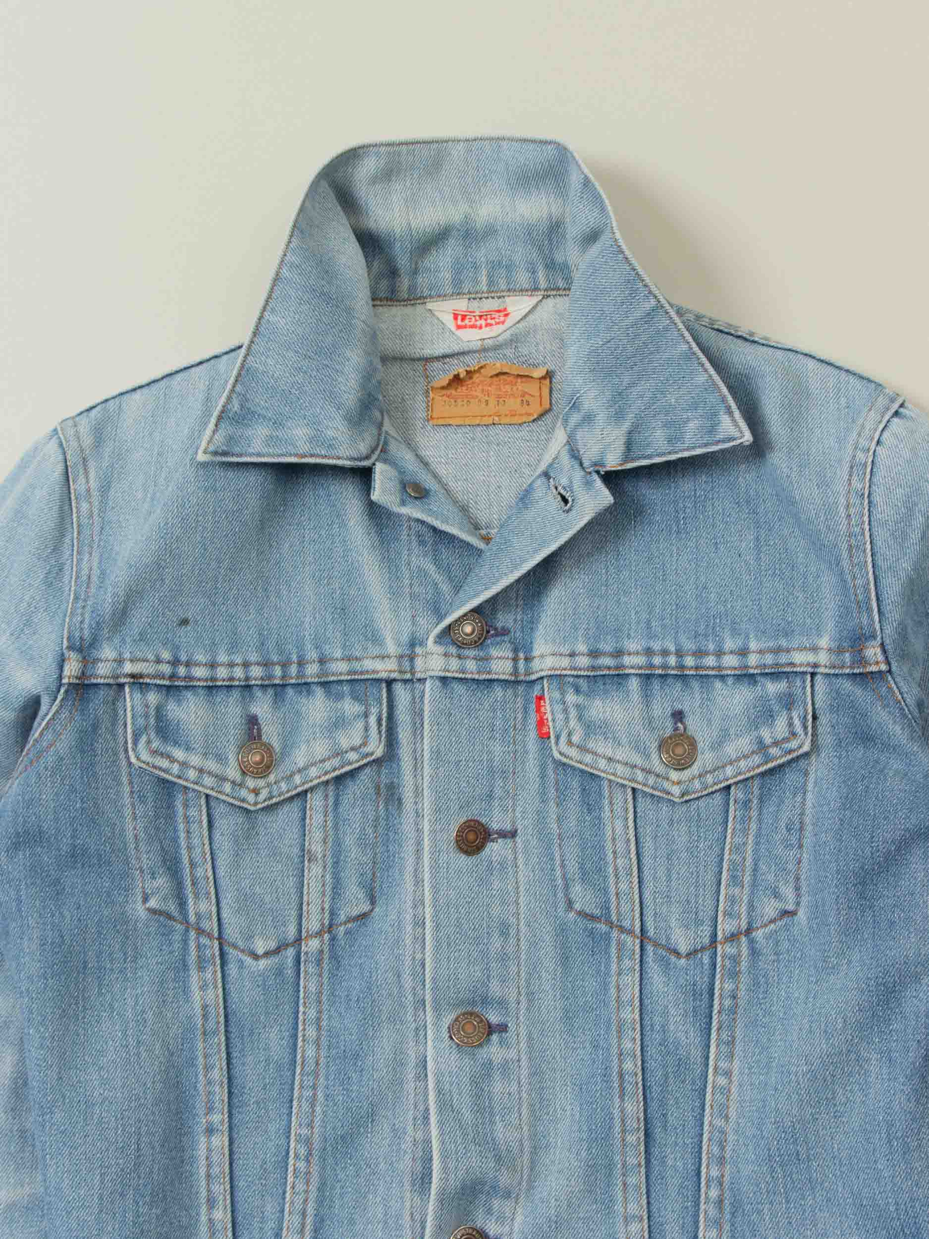 Vtg 1980s Levi's Denim Jacket - Made in USA (S) - Image 3
