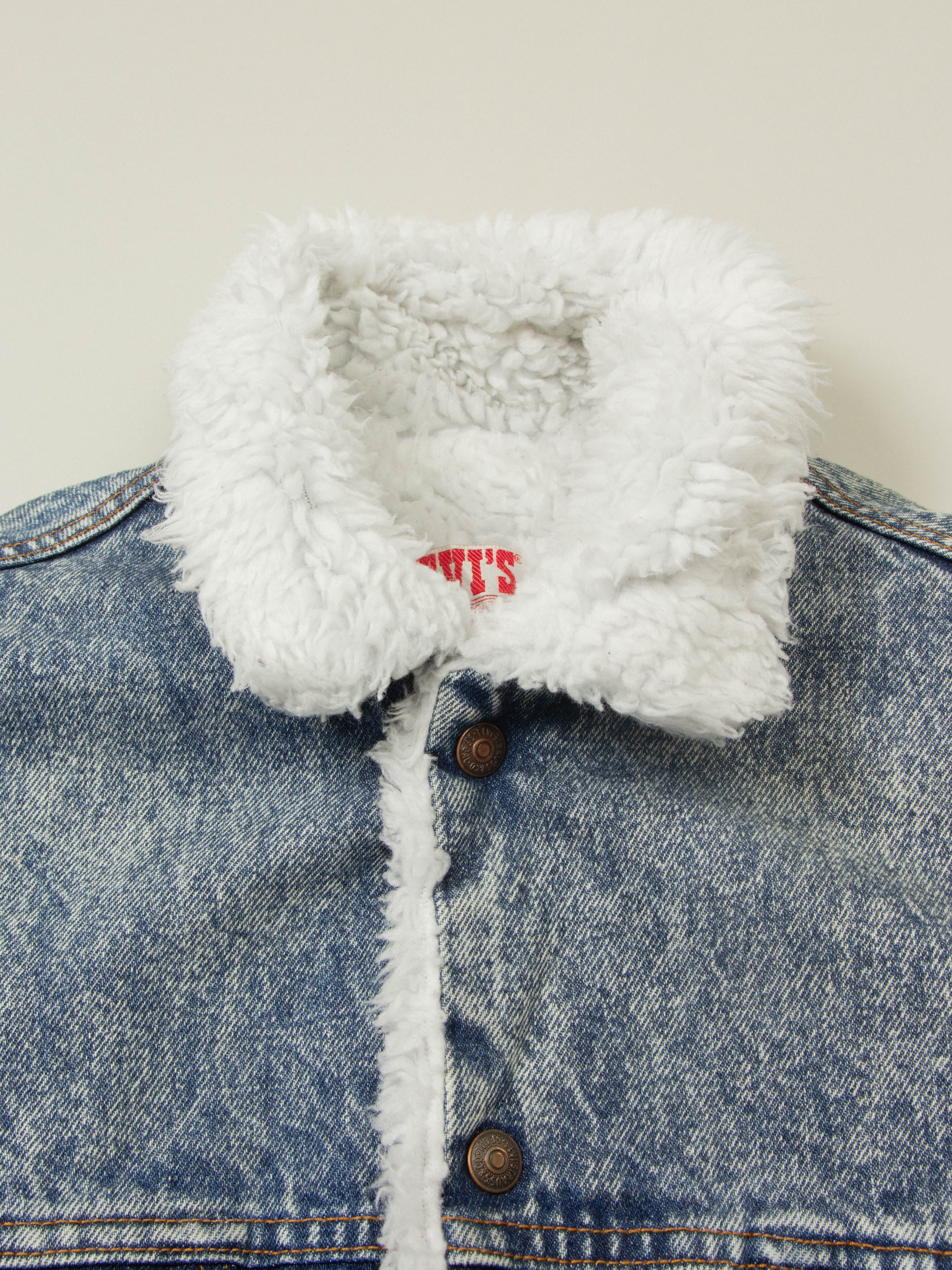 Vtg 1980s Levi's Sherpa Denim Jacket - Made in USA (M/L) - Image 2
