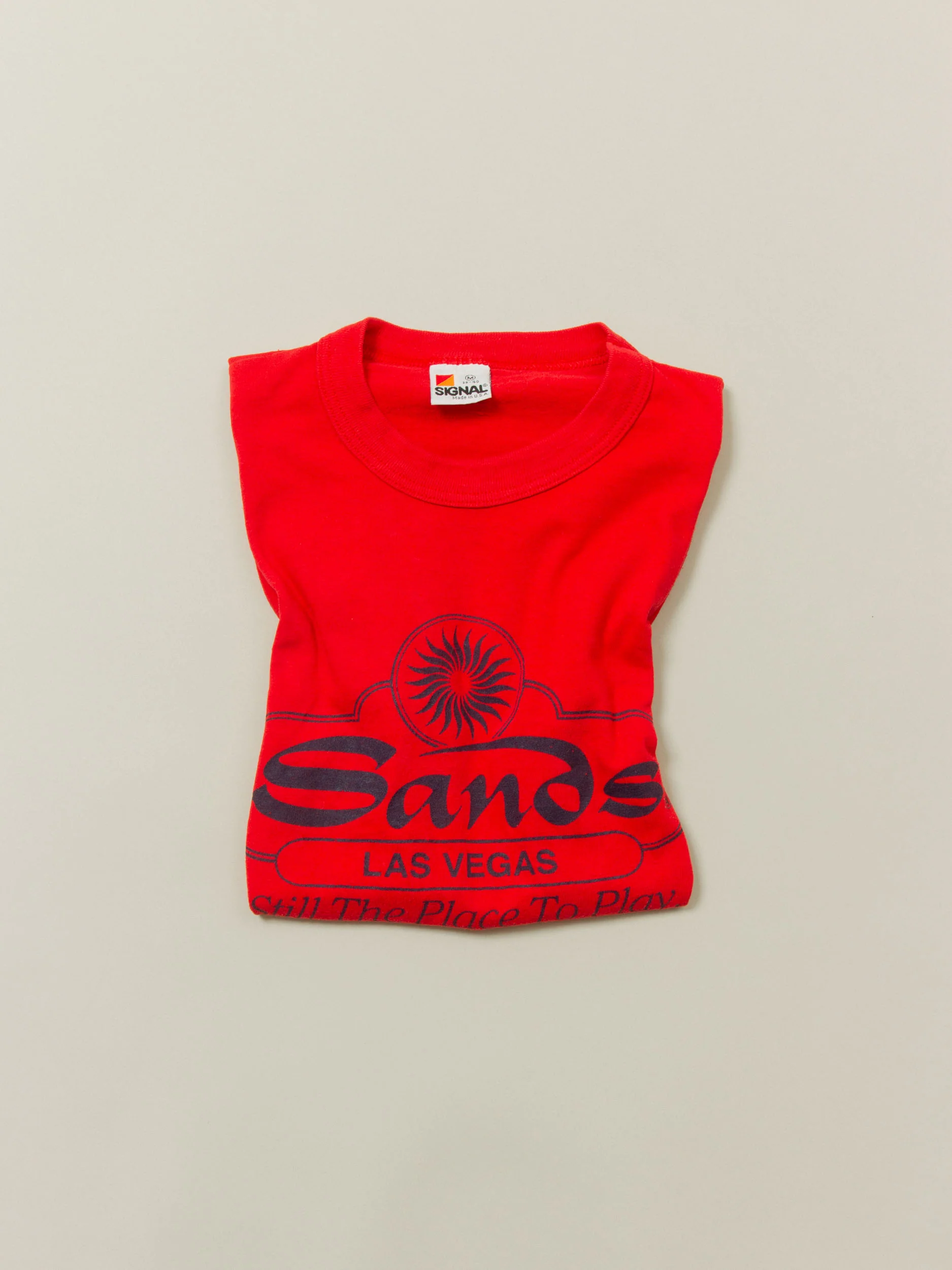 Vtg 1980s 'Sands Las Vegas' Single Stitch Tee – Made in USA (S/M) - Image 6