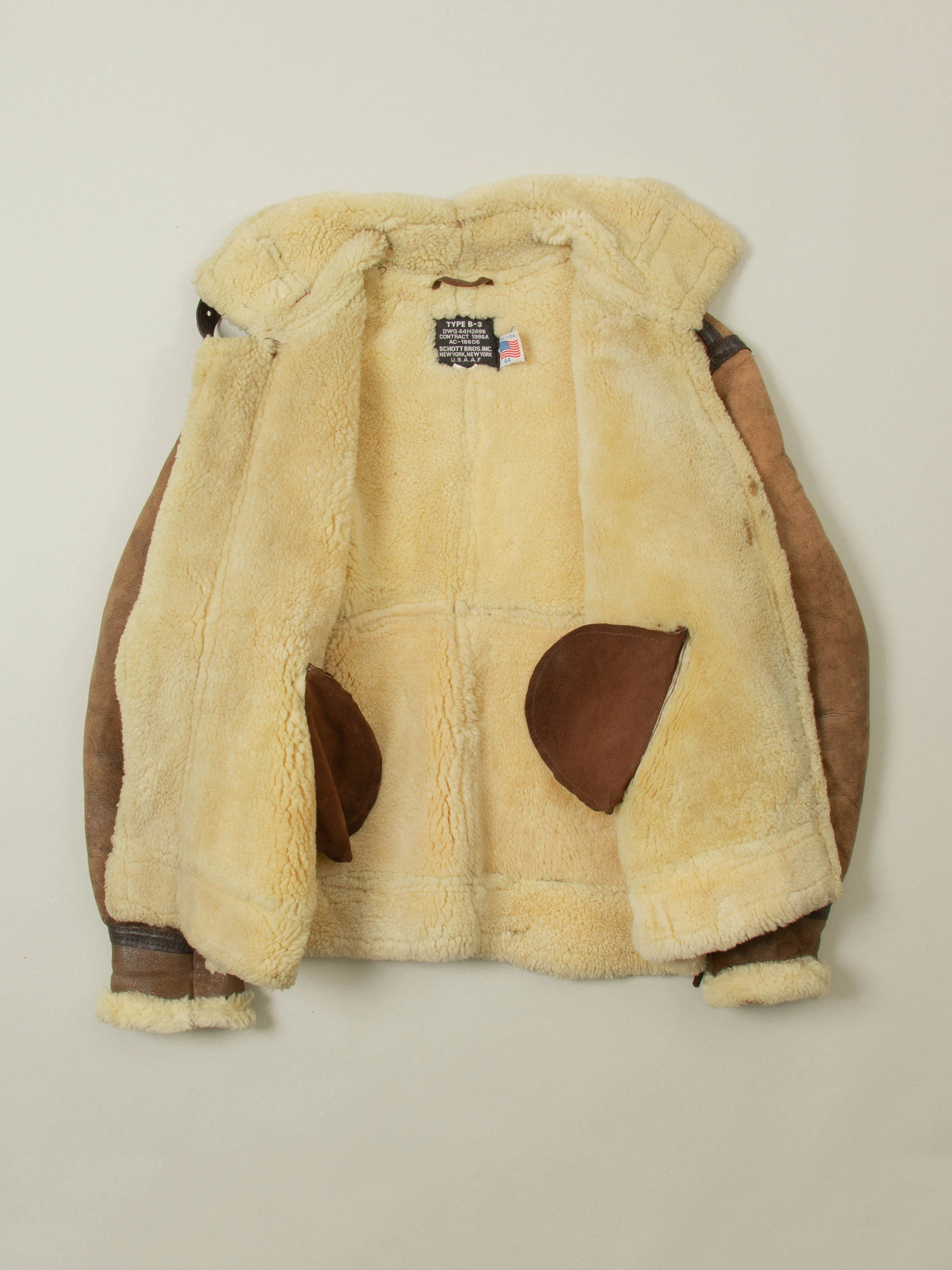 Vtg 1980s Schott NYC B-3 Shearling Jacket - Made in USA (L) - Image 6