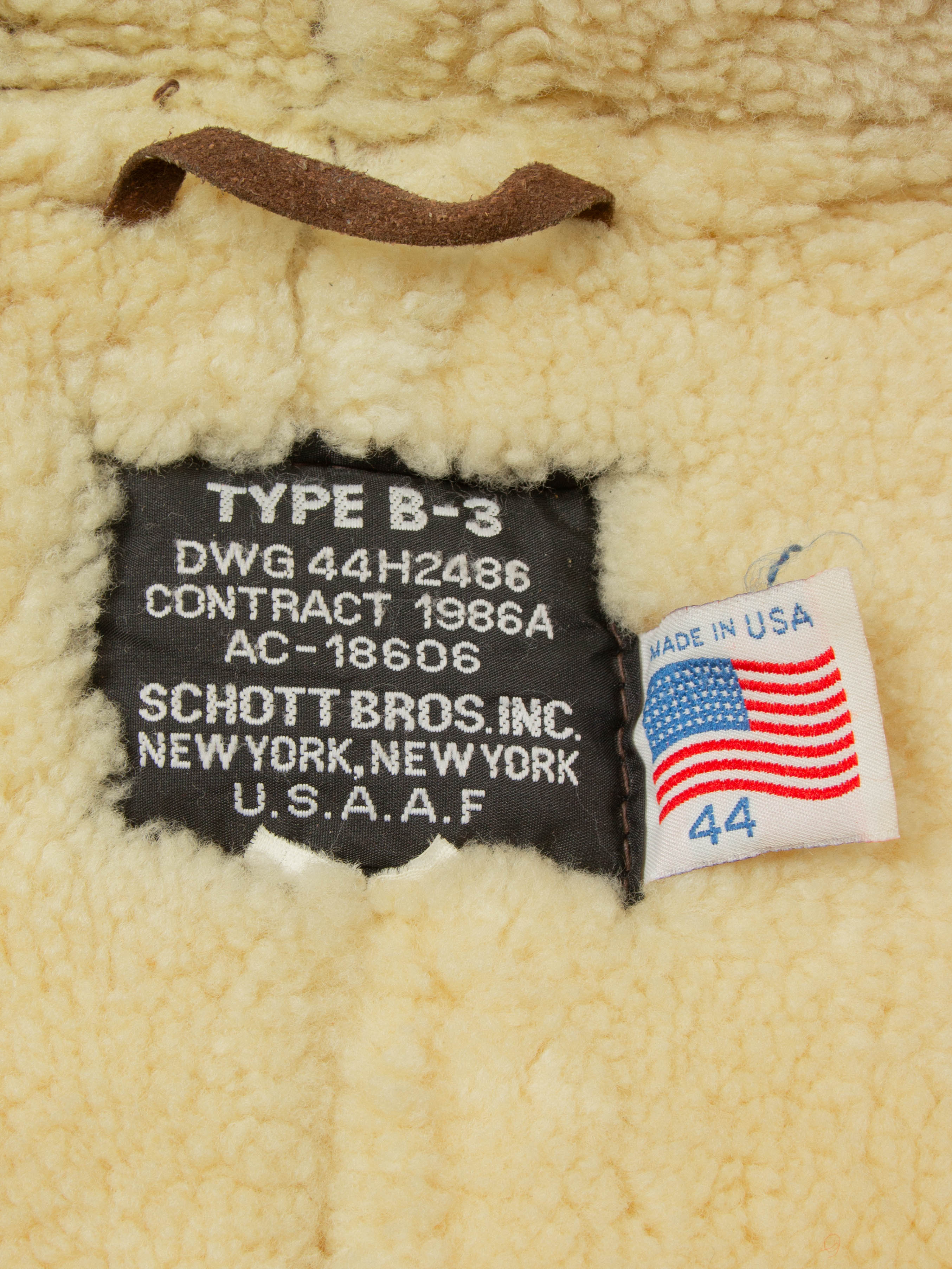 Vtg 1980s Schott NYC B-3 Shearling Jacket - Made in USA (L) - Image 7