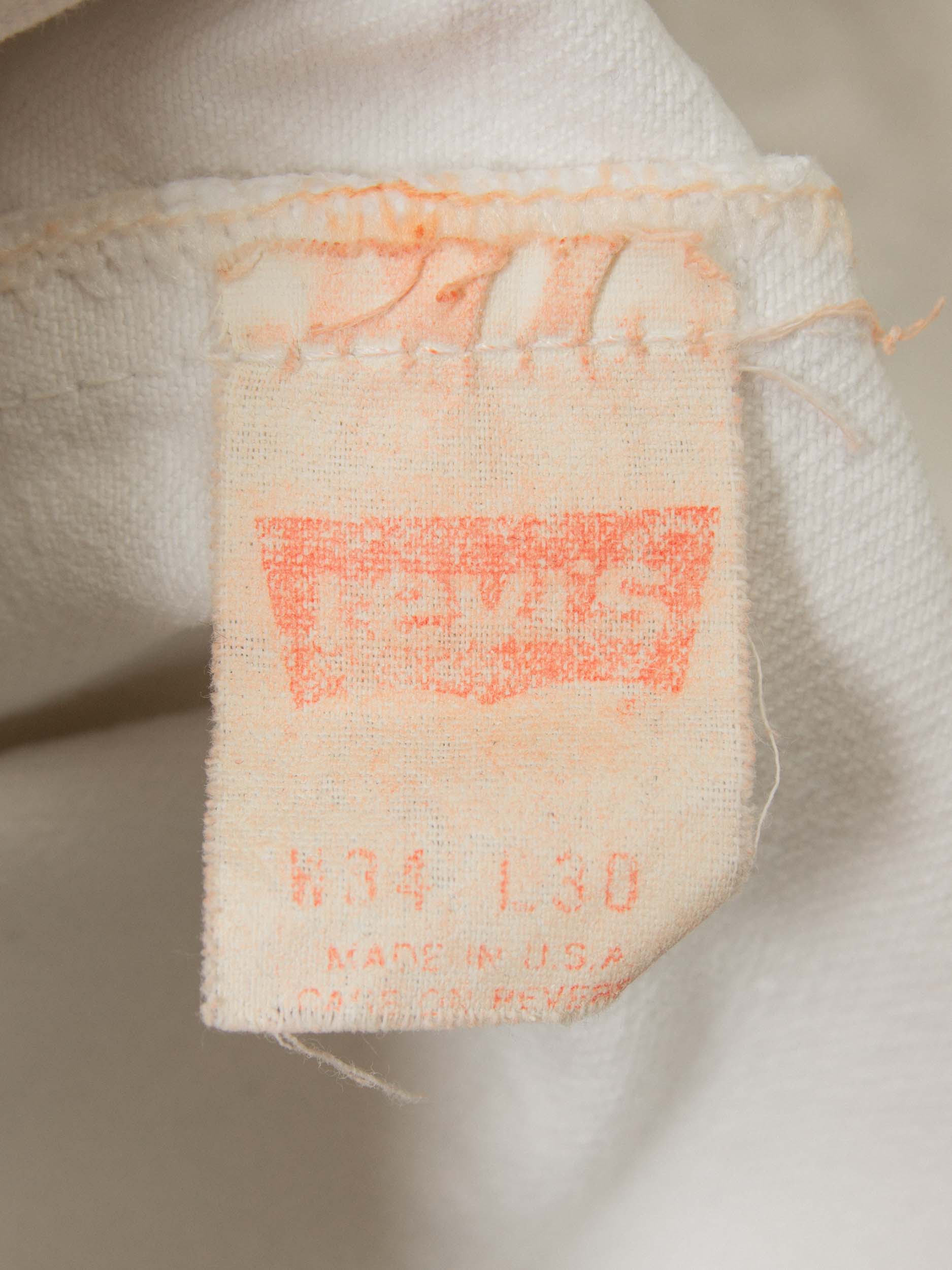 Vtg 1980s White Levi's 501 Jeans – Made in USA (34x31) - Image 4