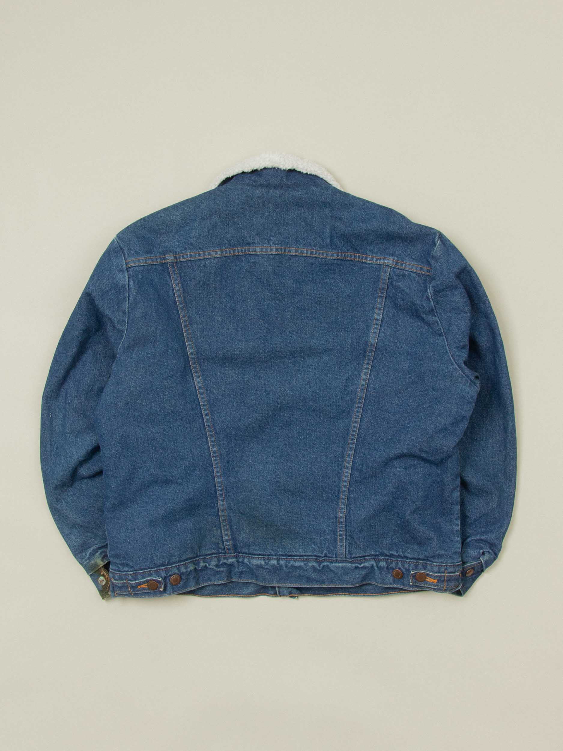 Vtg 1980s Wrangler Sherpa Denim Jacket – Made in USA (L) - Image 8