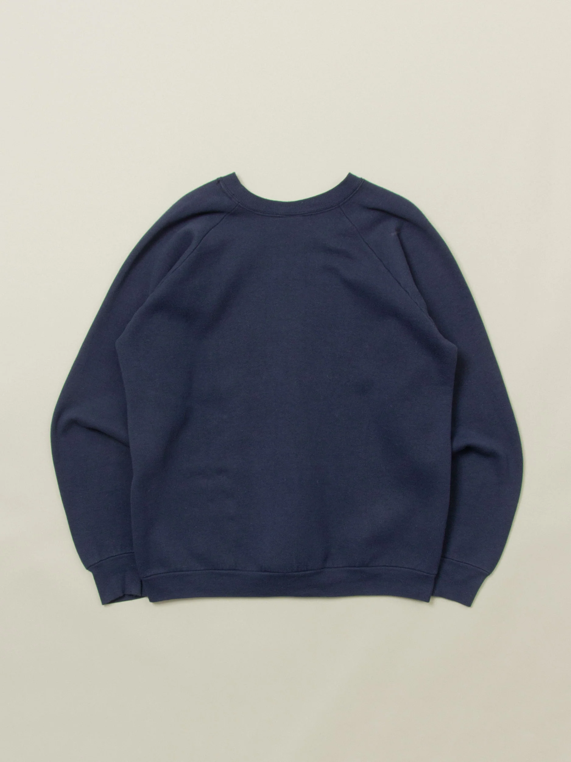 Vtg 1990s Fruit of the Loom Raglan Sweatshirt – Made in USA (XL) - Image 5