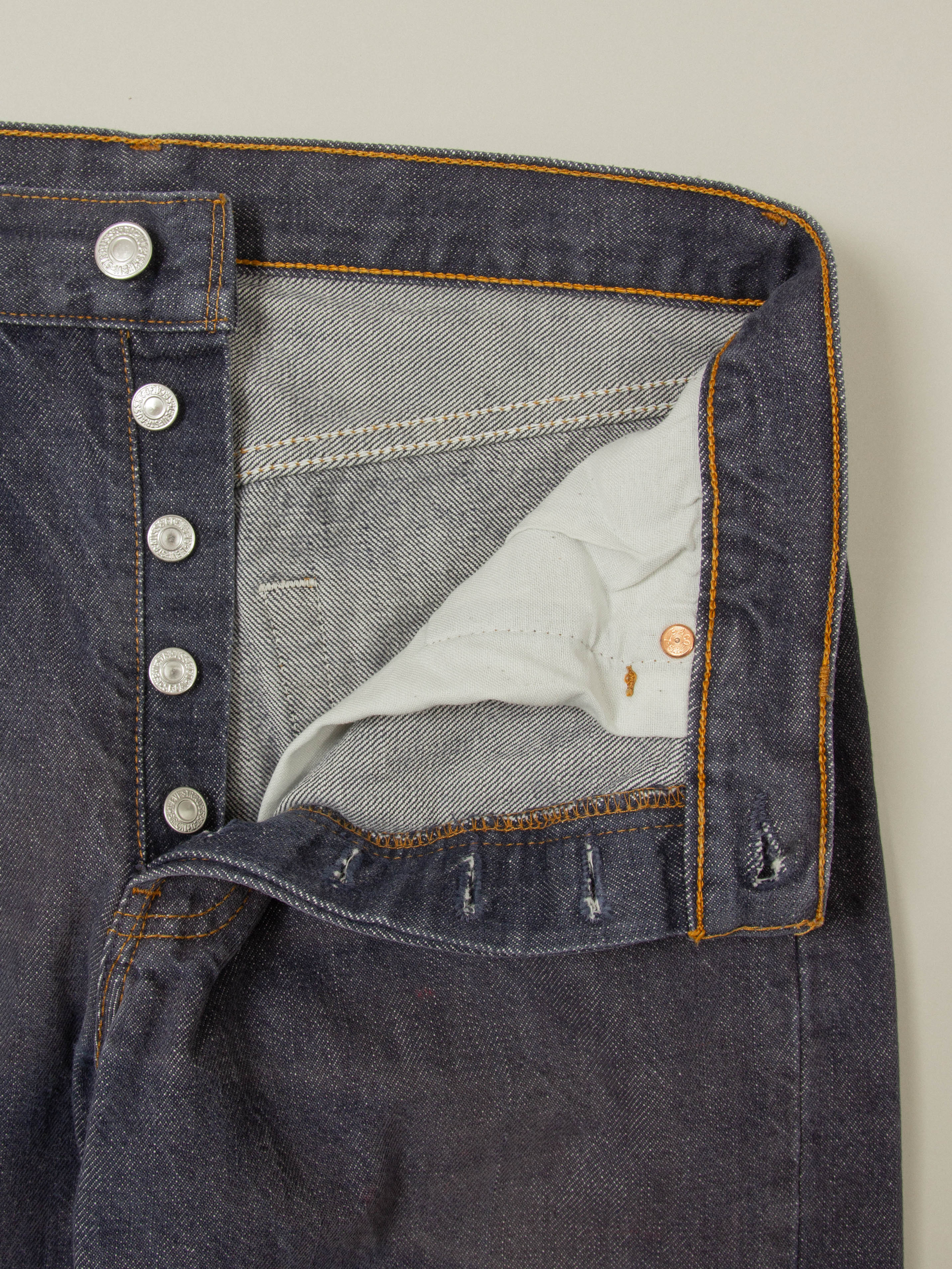 Vtg 1990s Levi's 501 Jeans (30x28) - Image 5