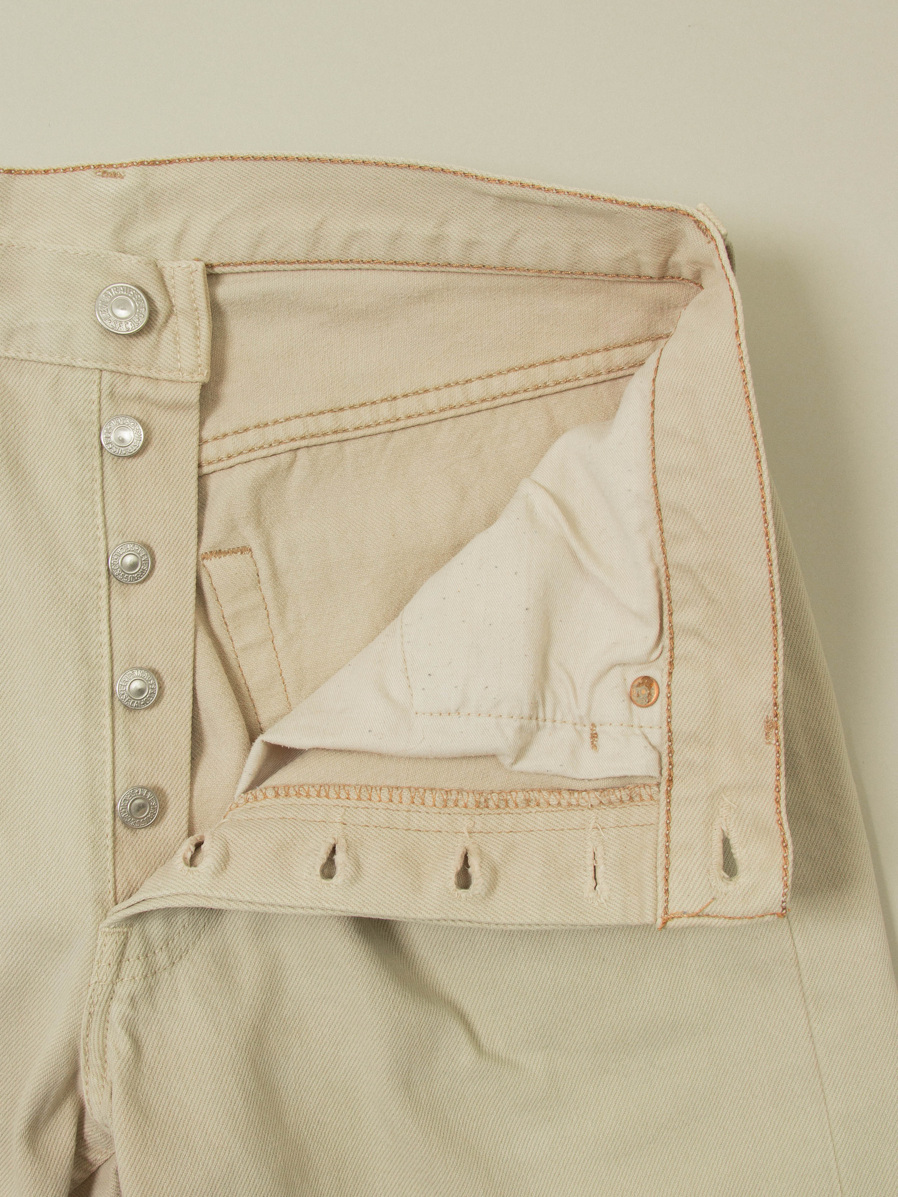 Vtg 1990s Levi's 501 Jeans (30x31) - Image 2