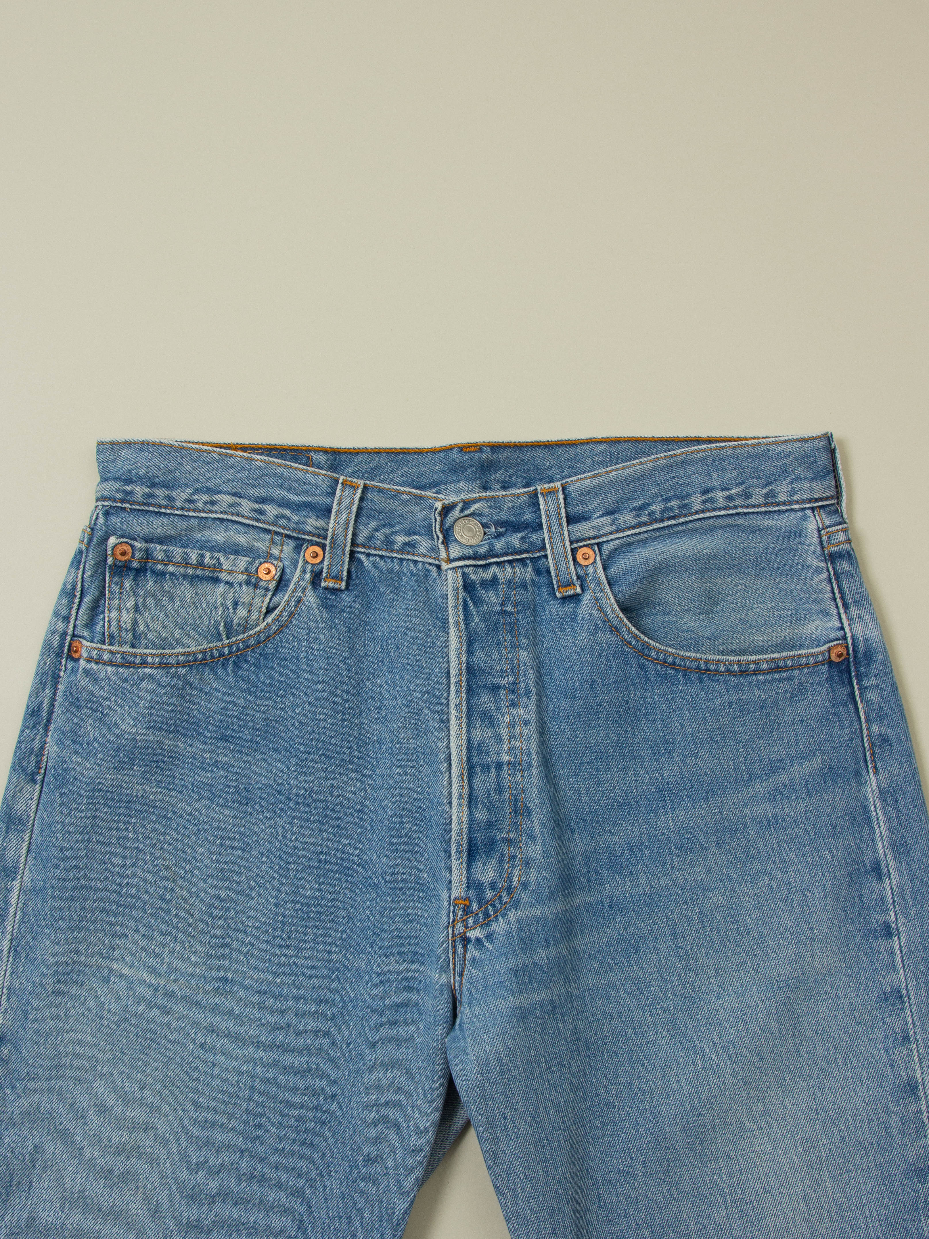 Vtg 1990s Levi's 501 Jeans (30x31) - Image 2