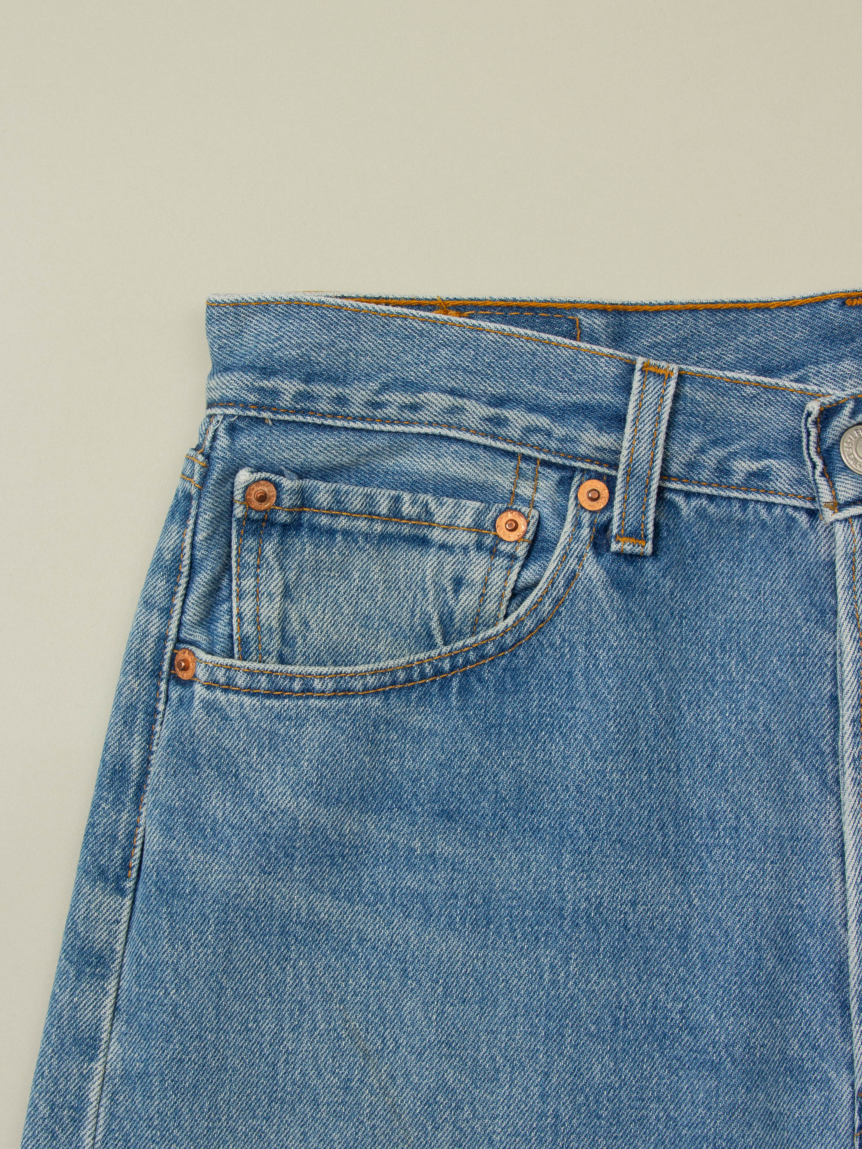 Vtg 1990s Levi's 501 Jeans (30x31) - Image 4