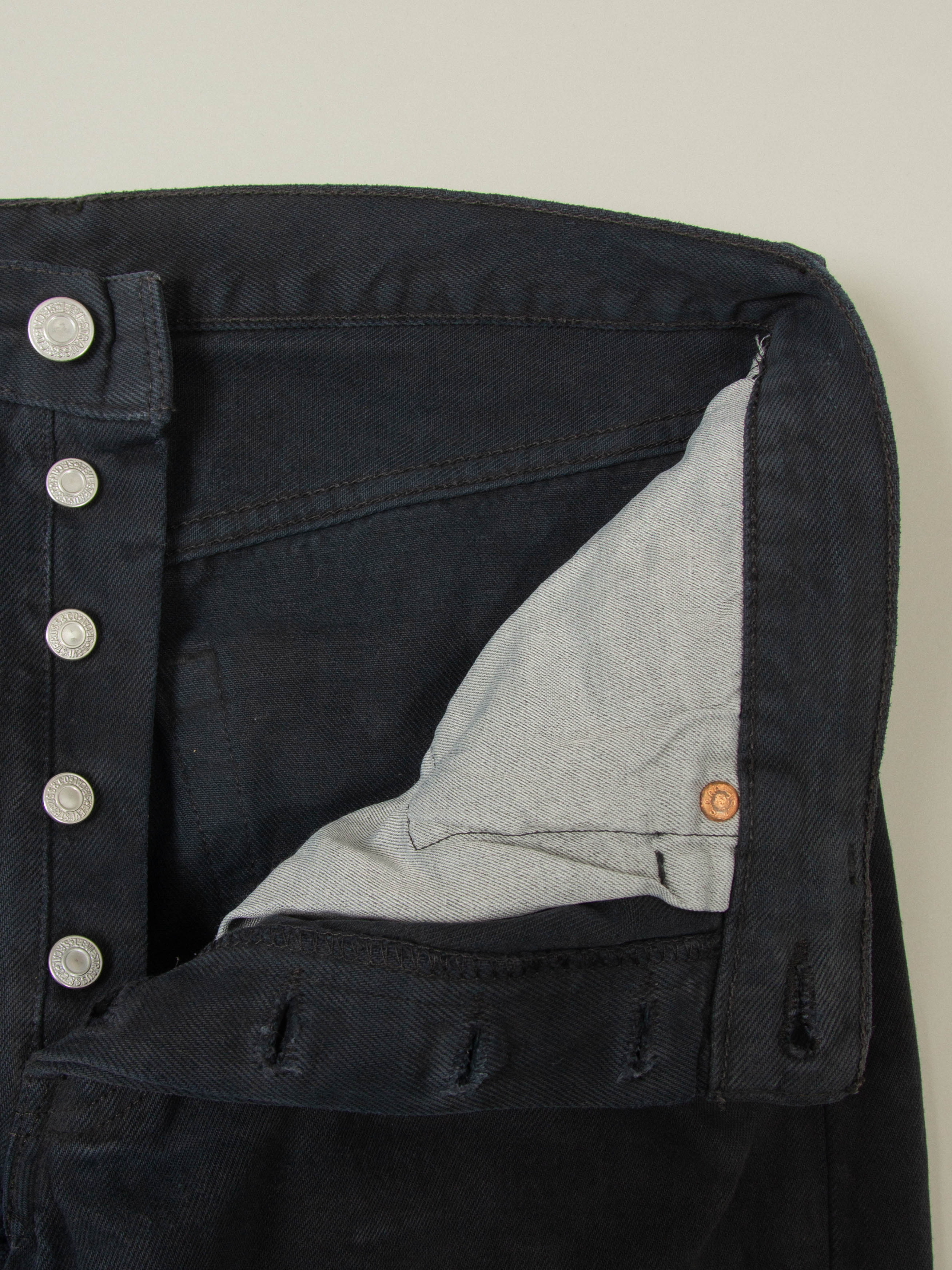 Vtg 1990s Levi's 501 Jeans (30x33) - Image 7