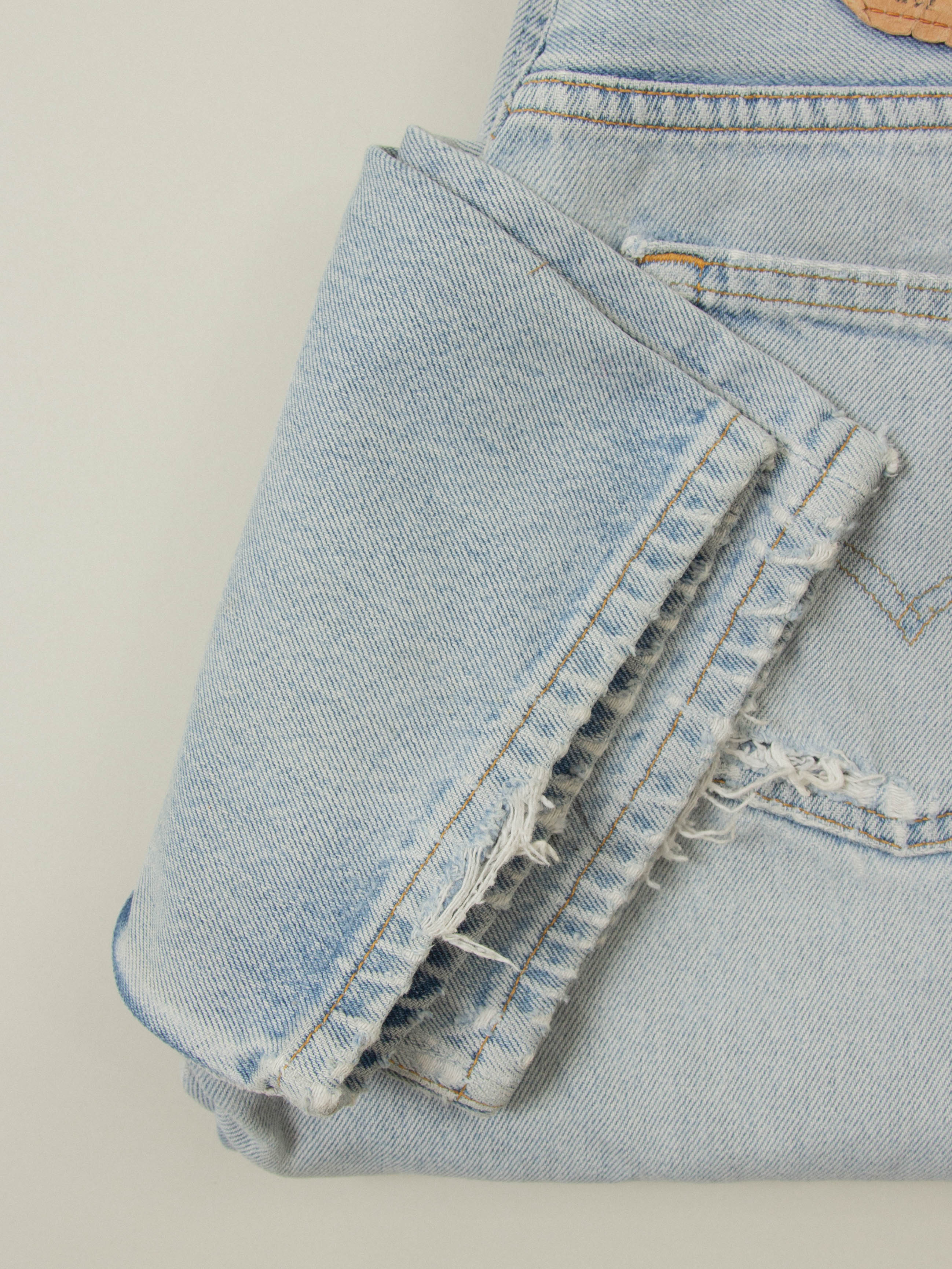 Vtg 1990s Levi's 501 Jeans (30x33) - Image 5