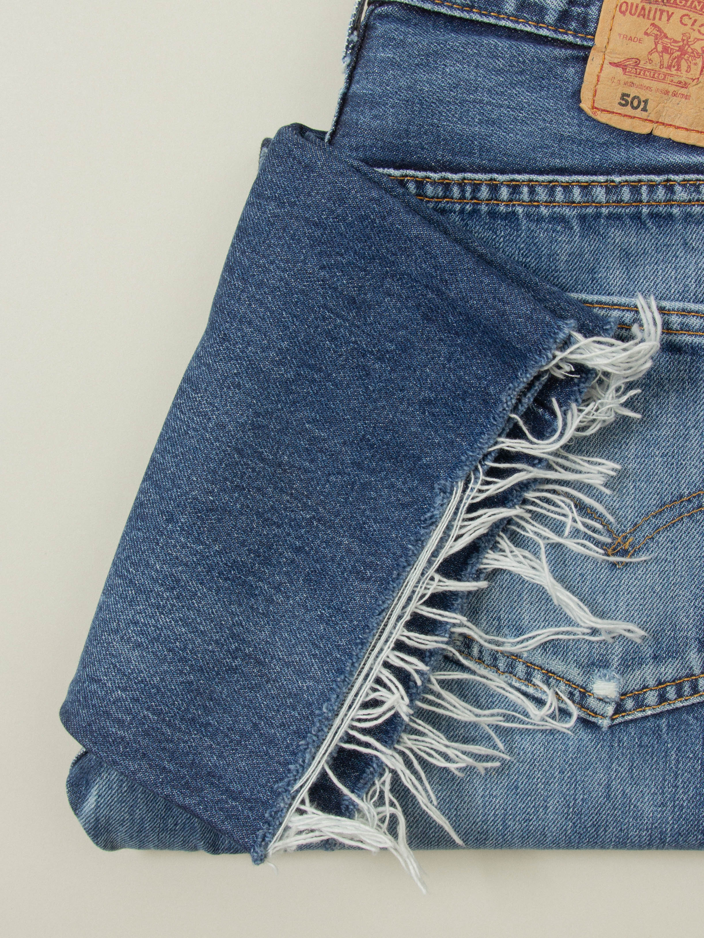Vtg 1990s Levi's 501 Jeans (32x28) - Image 6