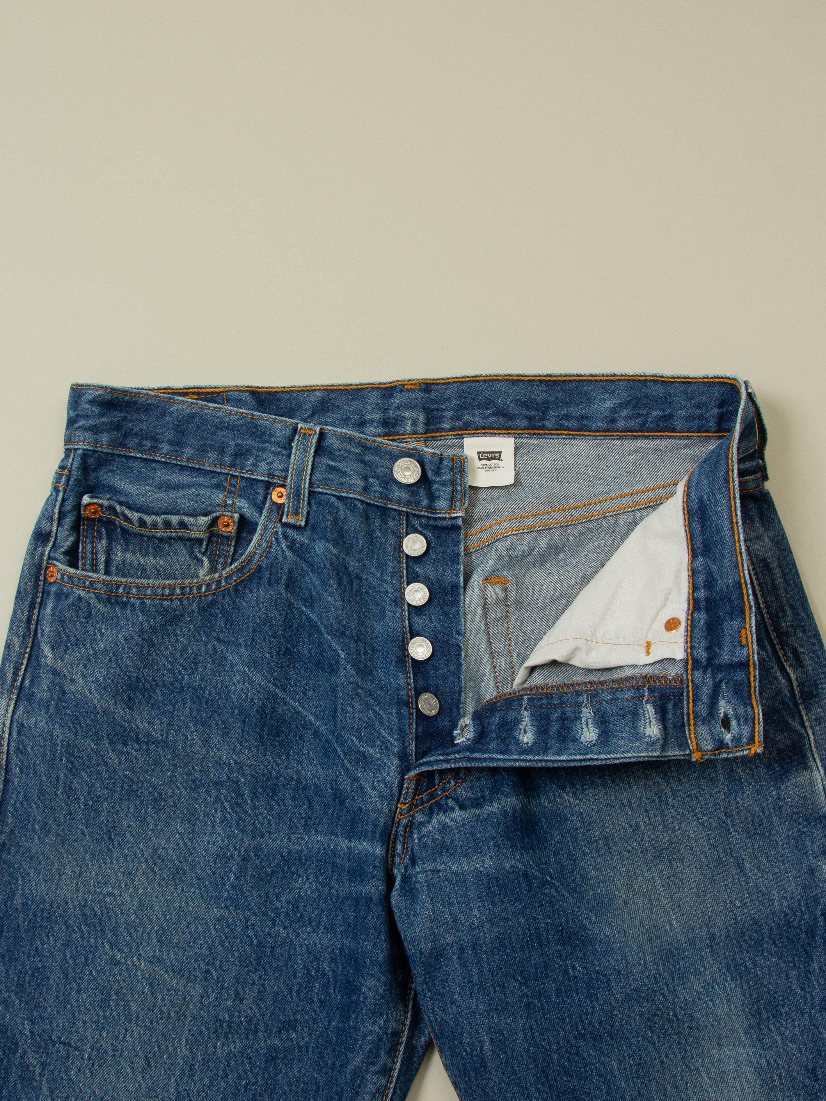 Vtg 1990s Levi's 501 Jeans (32x32) - Image 2
