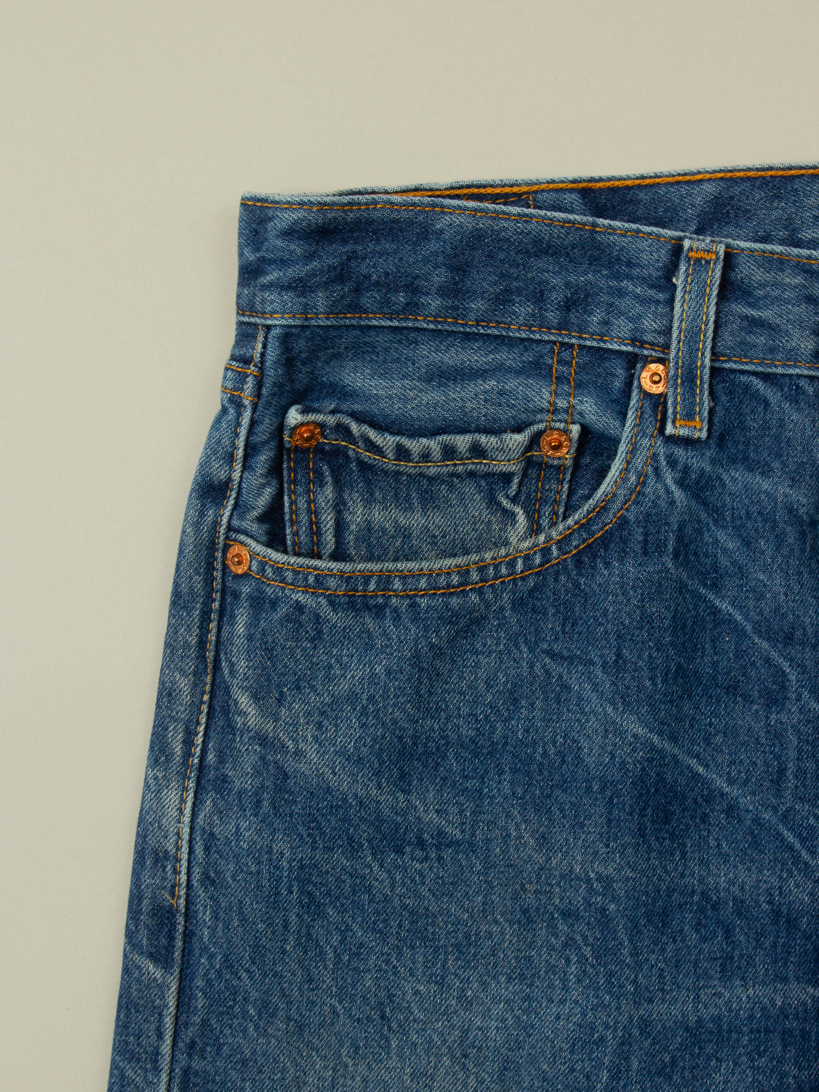 Vtg 1990s Levi's 501 Jeans (32x32) - Image 5