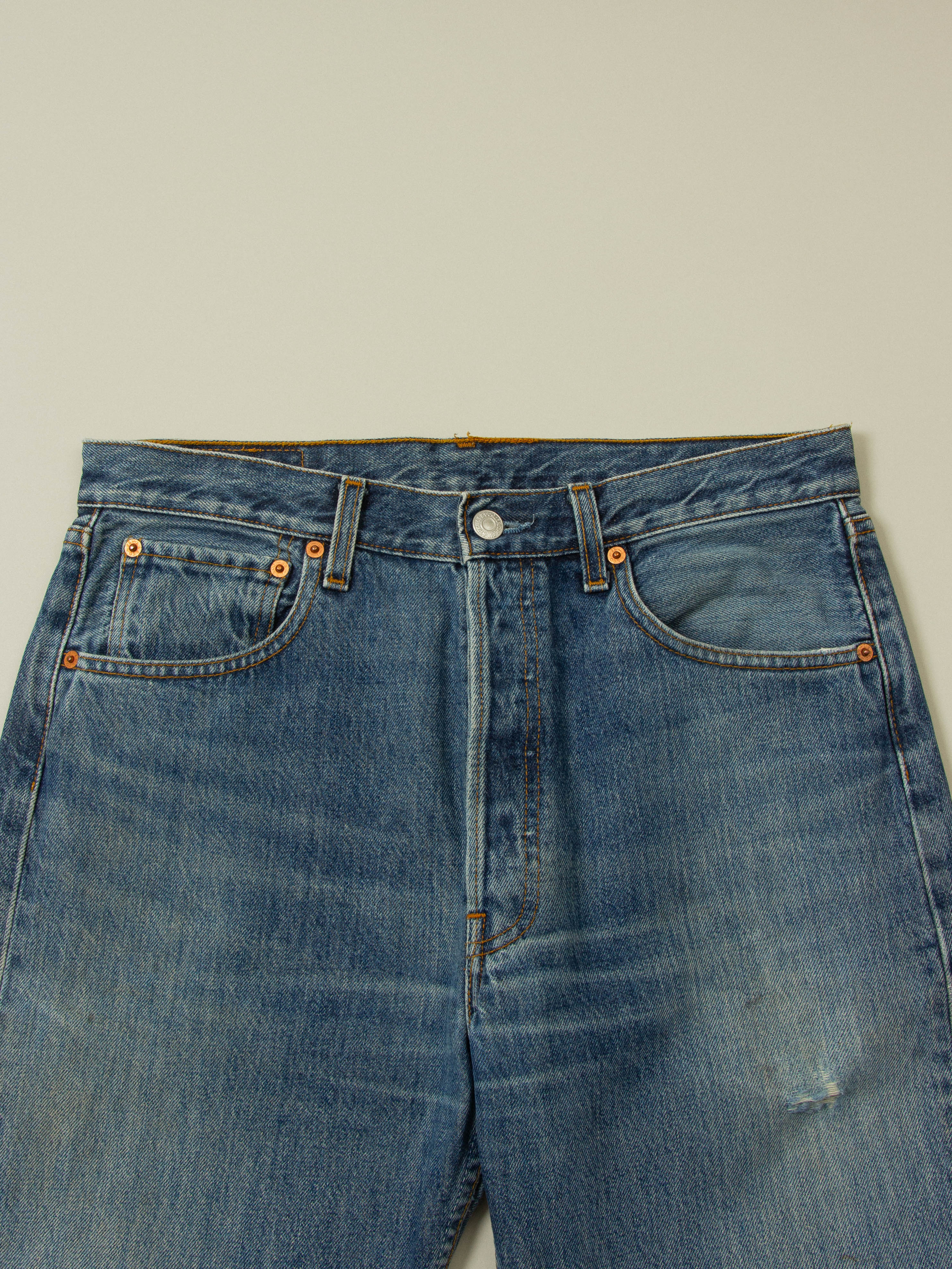 Vtg 1990s Levi's 501 Jeans (32x34) - Image 3