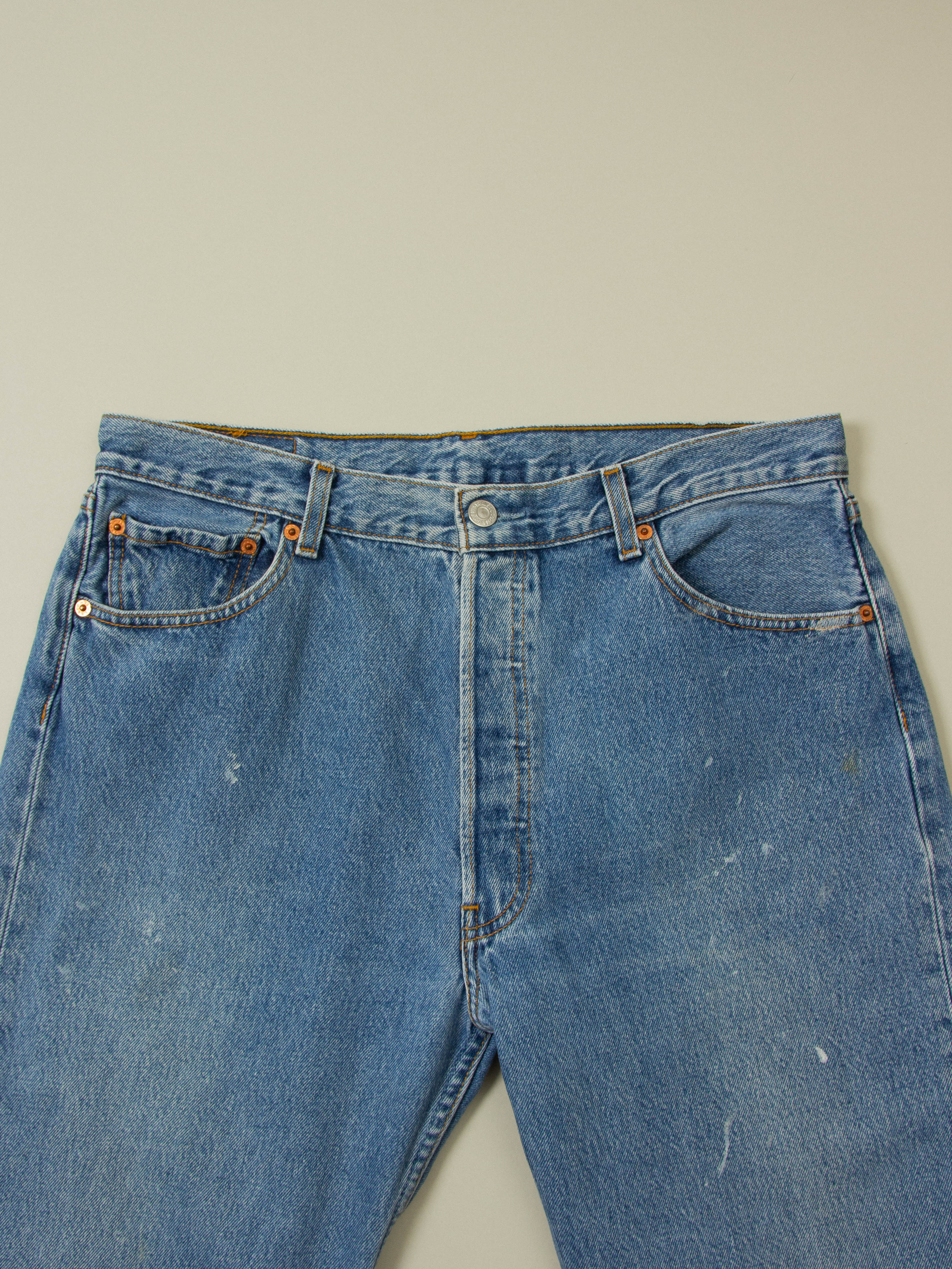 Vtg 1990s Levi's 501 Jeans (34x33) - Image 2