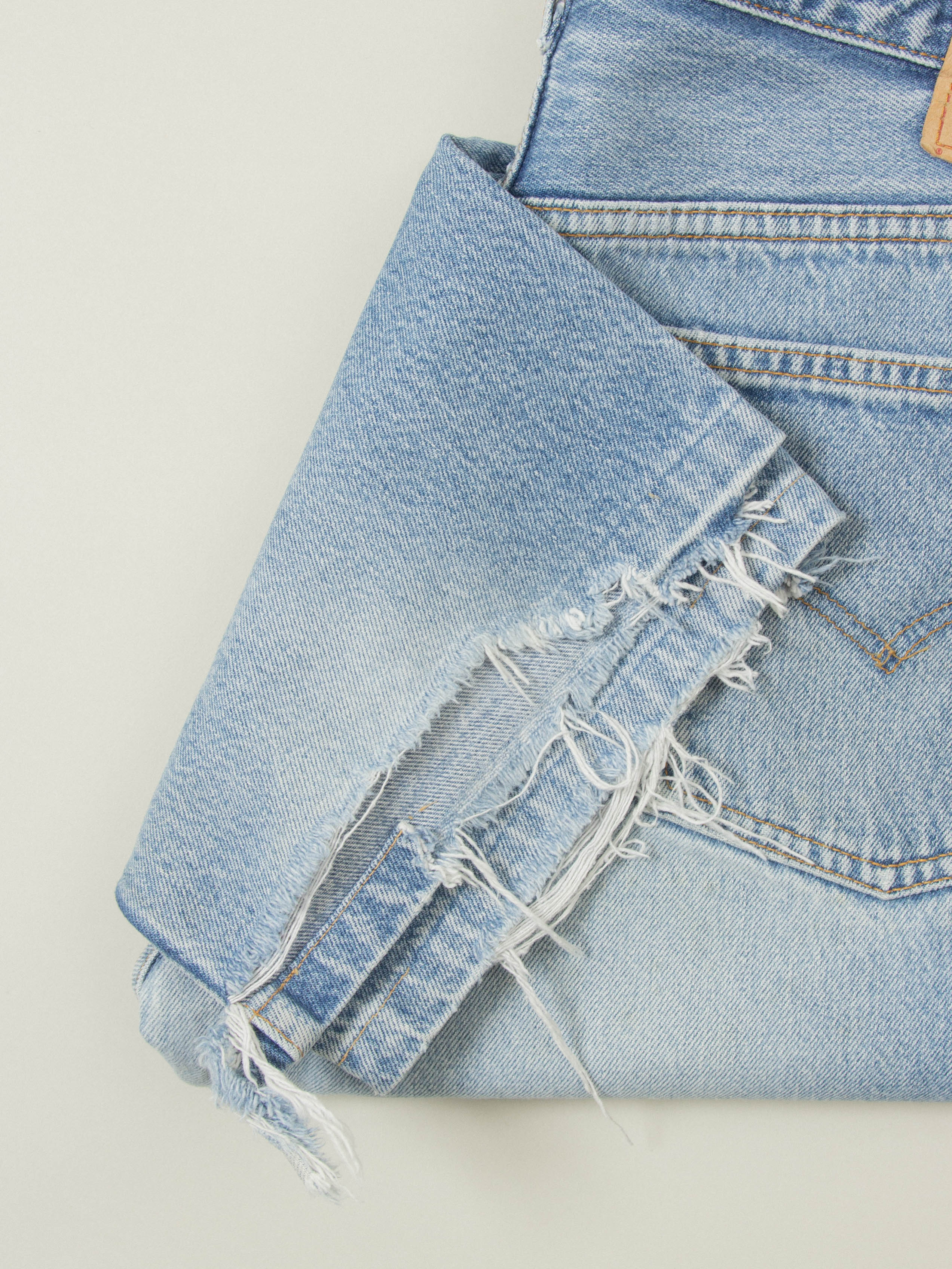 Vtg 1990s Levi's 501 Jeans (38x31) - Image 7