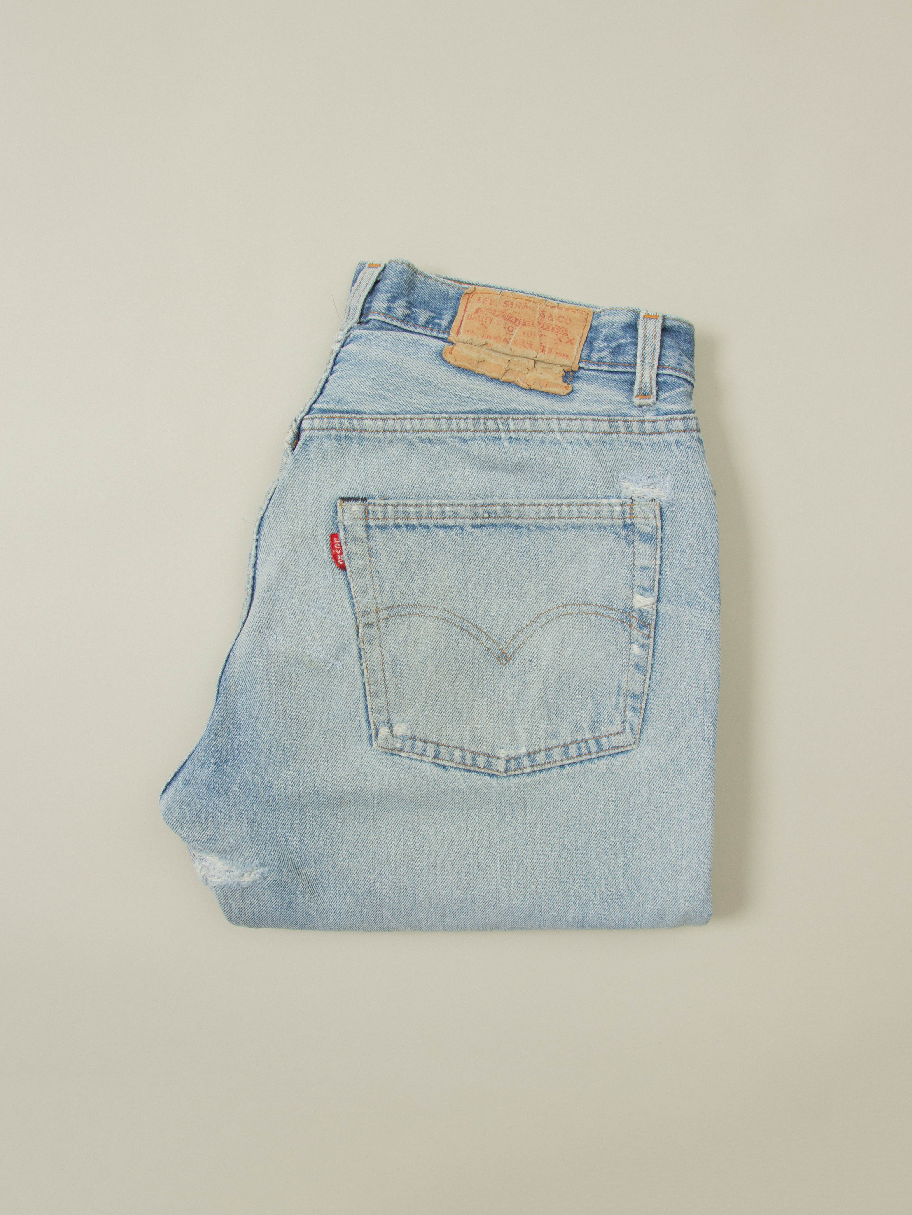 Vtg 1990s Levi's 501 Jeans - Made in UK (32x33) - Image 8