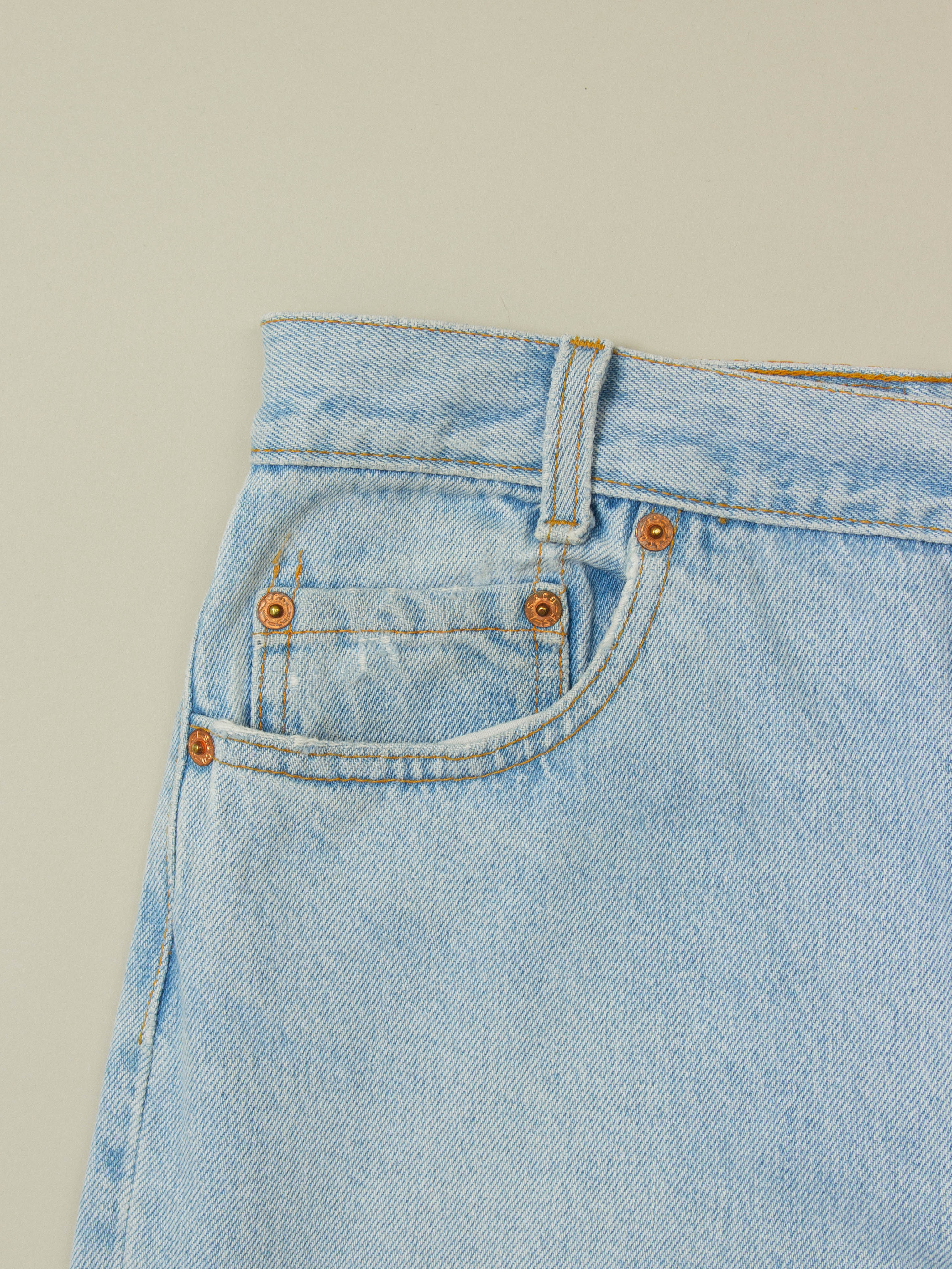 Vtg 1990s Levi's 501 Jeans - Made in USA (30x28) - Image 2
