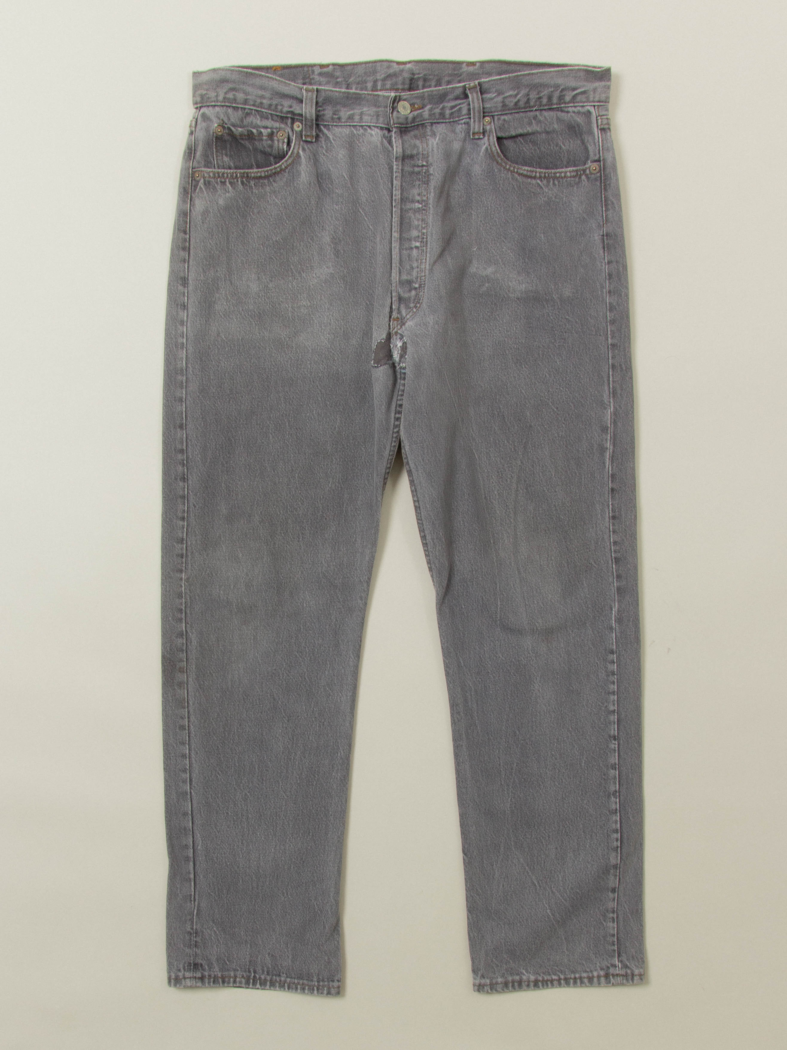 Vtg 1990s Levi's 501 Jeans - Made in USA (38x32)