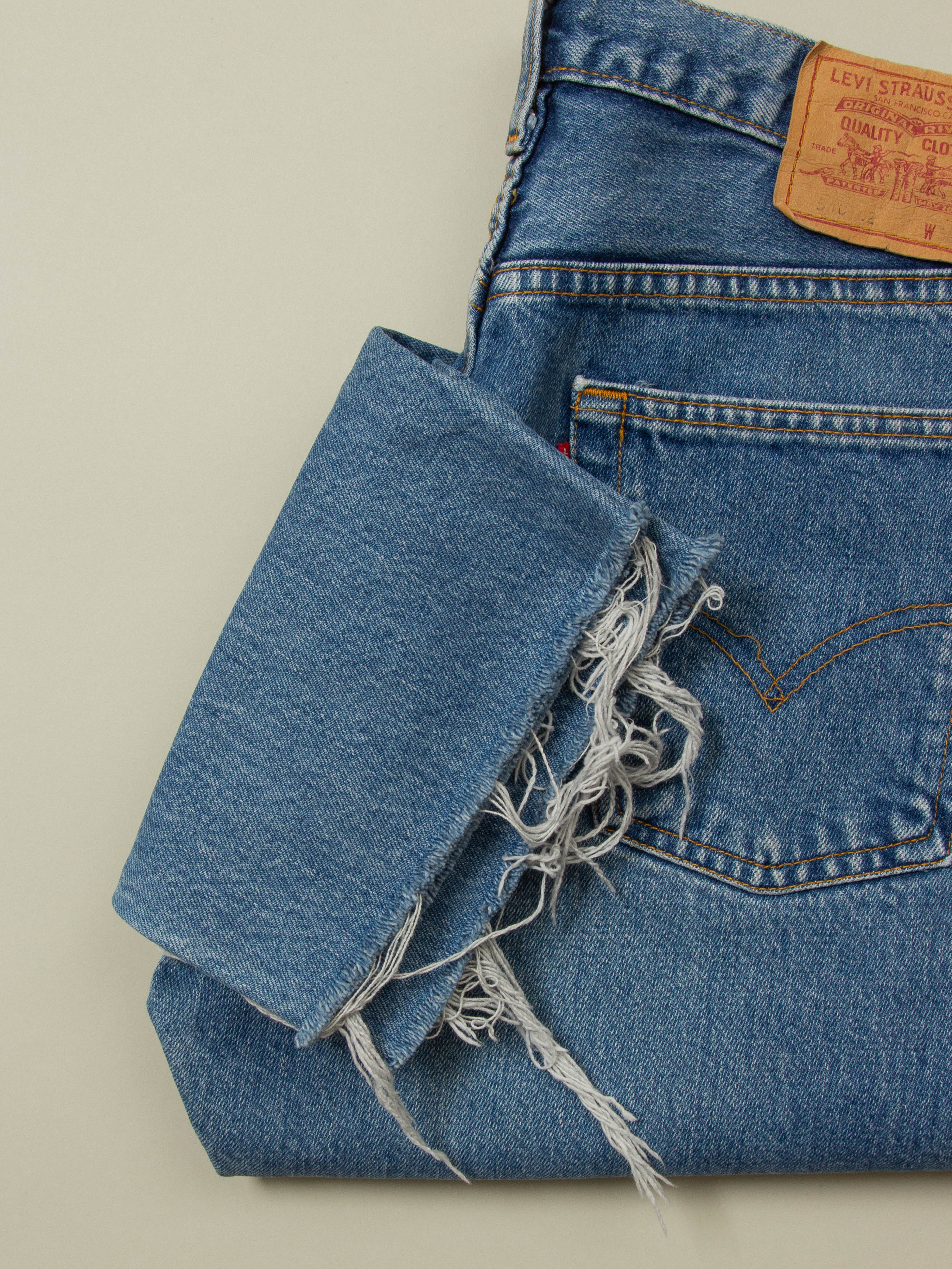 Vtg 1990s Levi's 510 Jeans - Made in UK (32x28) - Image 4