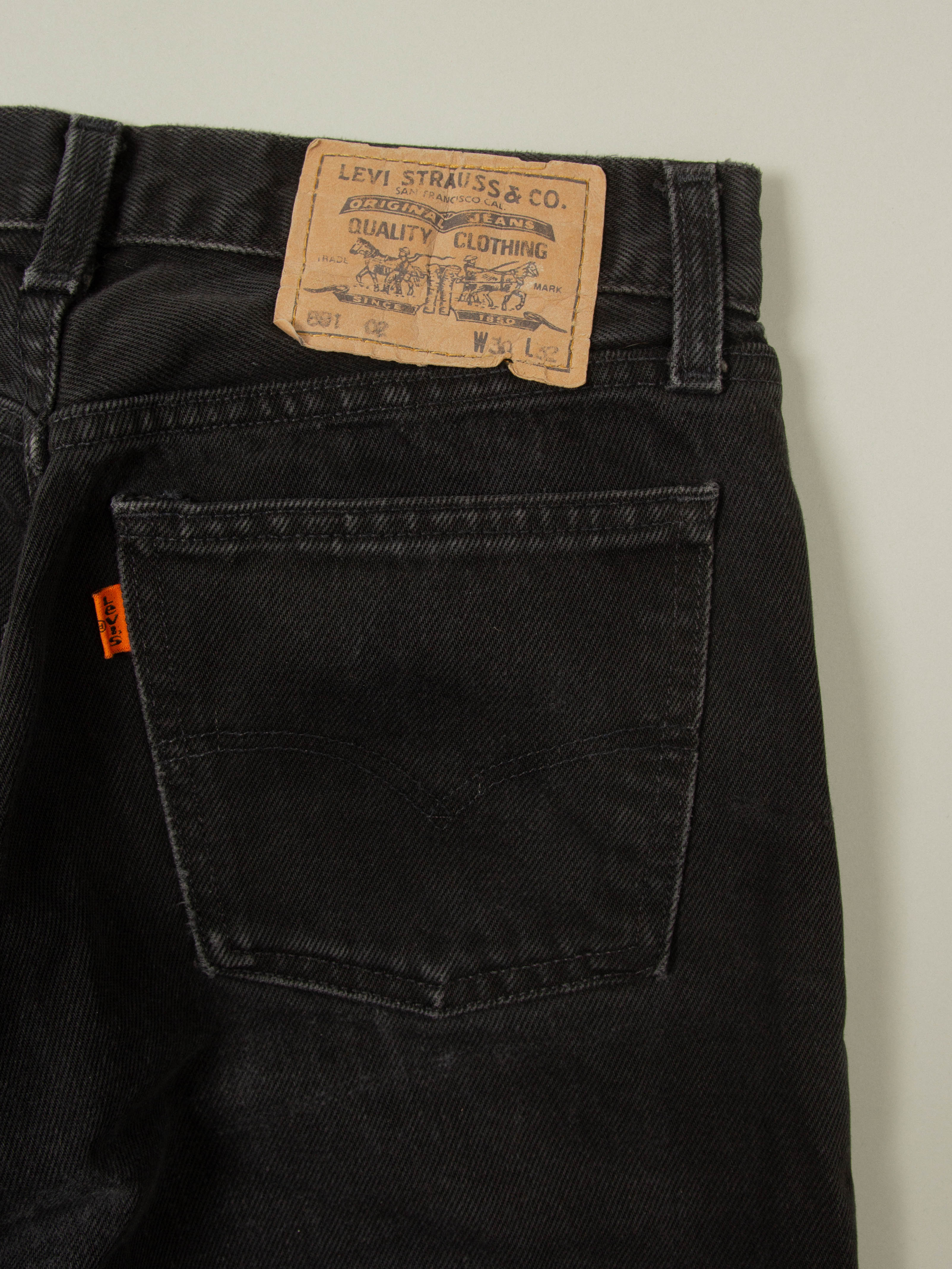 Vtg 1990s Tapered Levi's 891 Jeans (28x31) - Image 2
