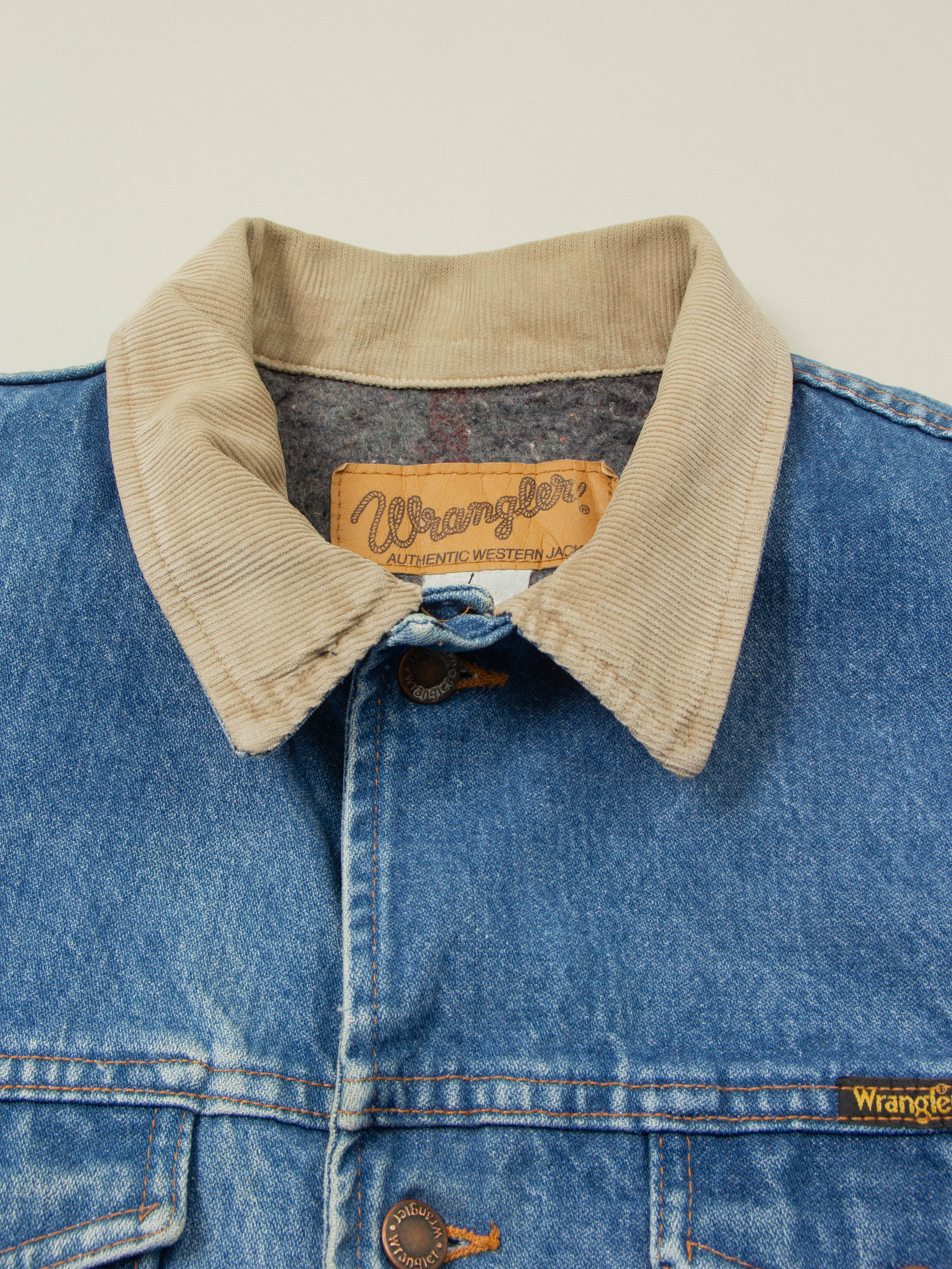 Vtg 1990s Wrangler Lined Denim Jacket - Made in USA (L) - Image 2