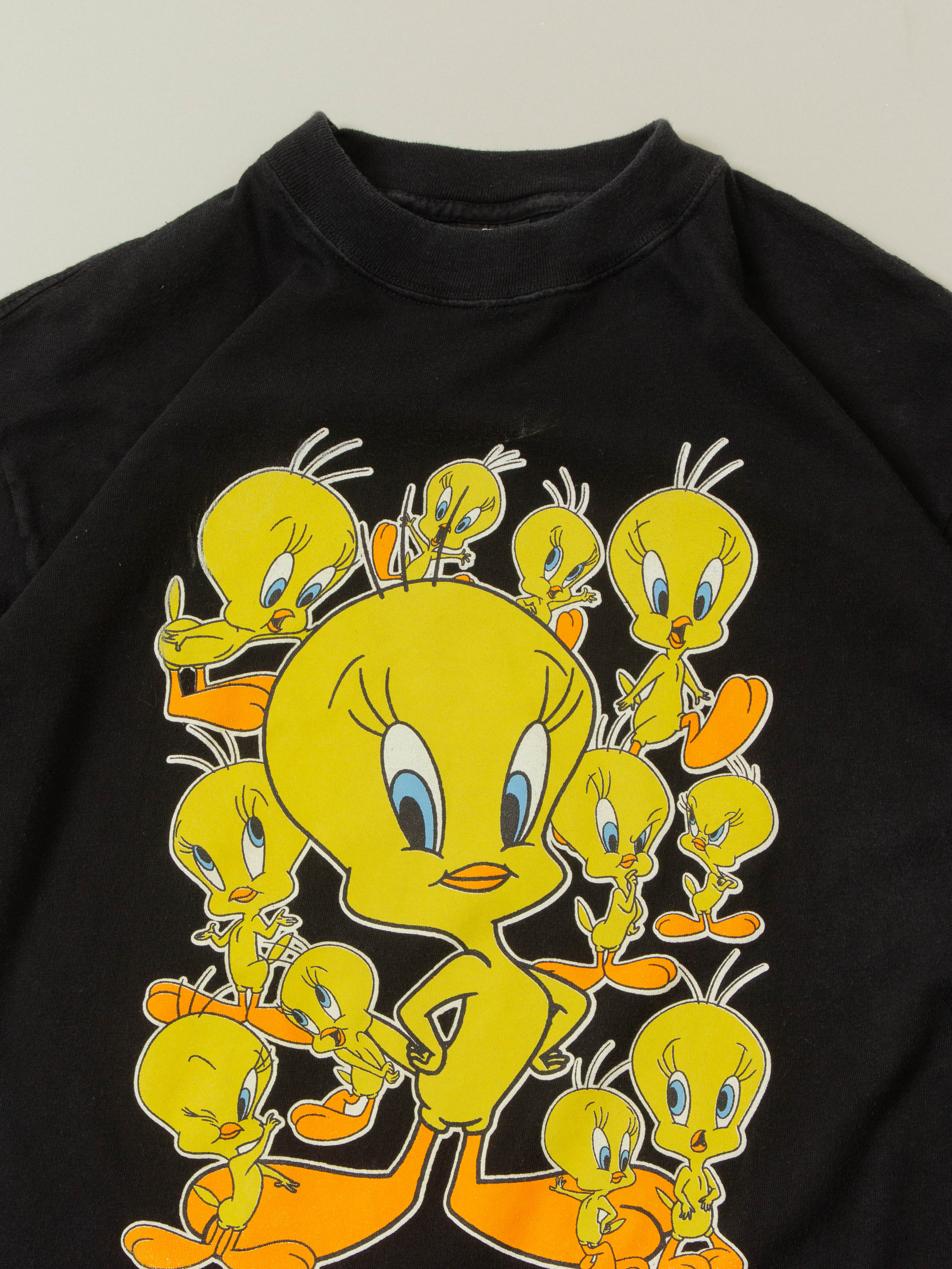 Vtg 1996 Looney Tunes Tweety Tee (L) - Image 3