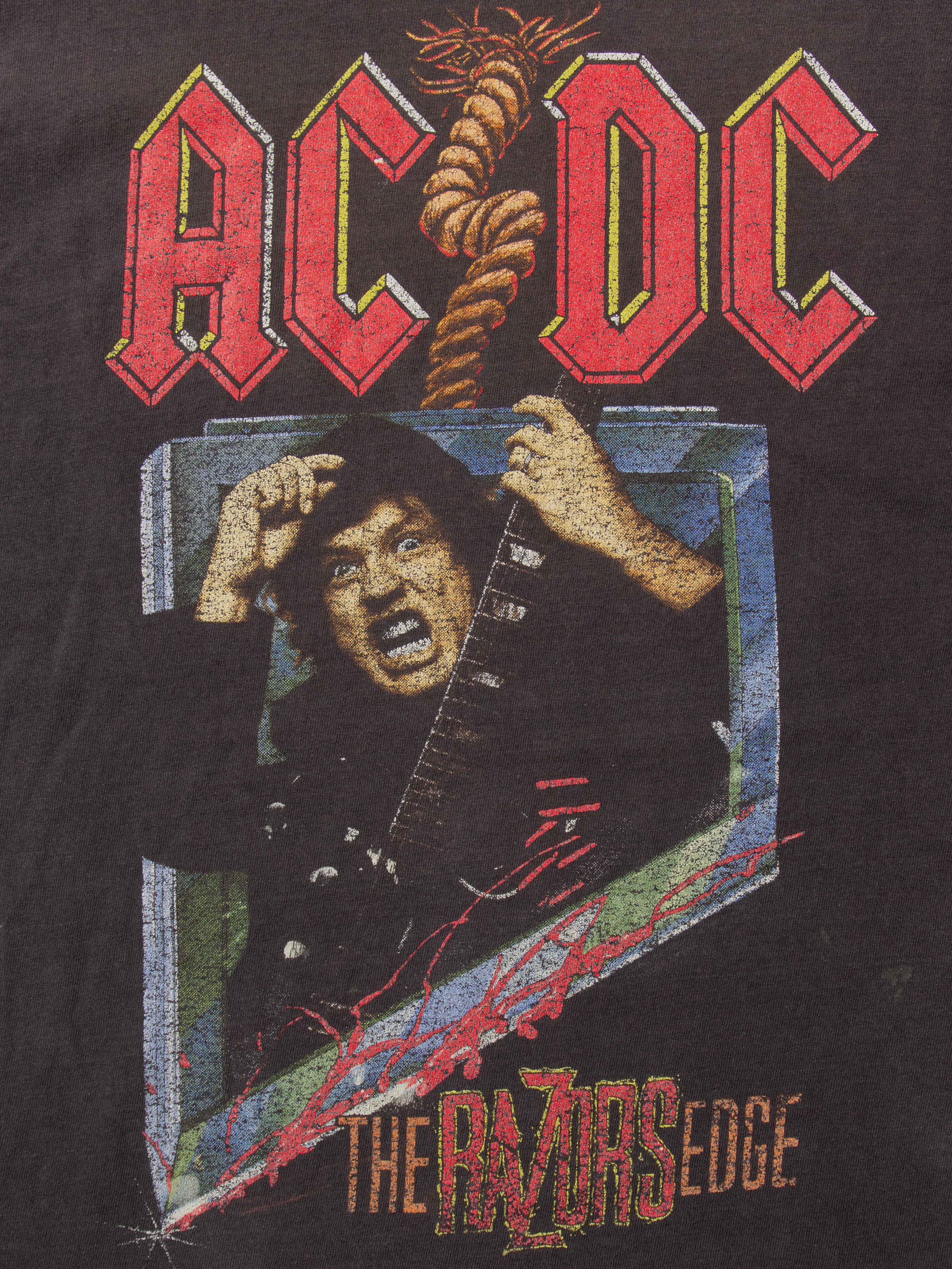 Vtg 1990s ACDC "The Razors Edge" World Tour Single Stitch Tee (L) - Image 3