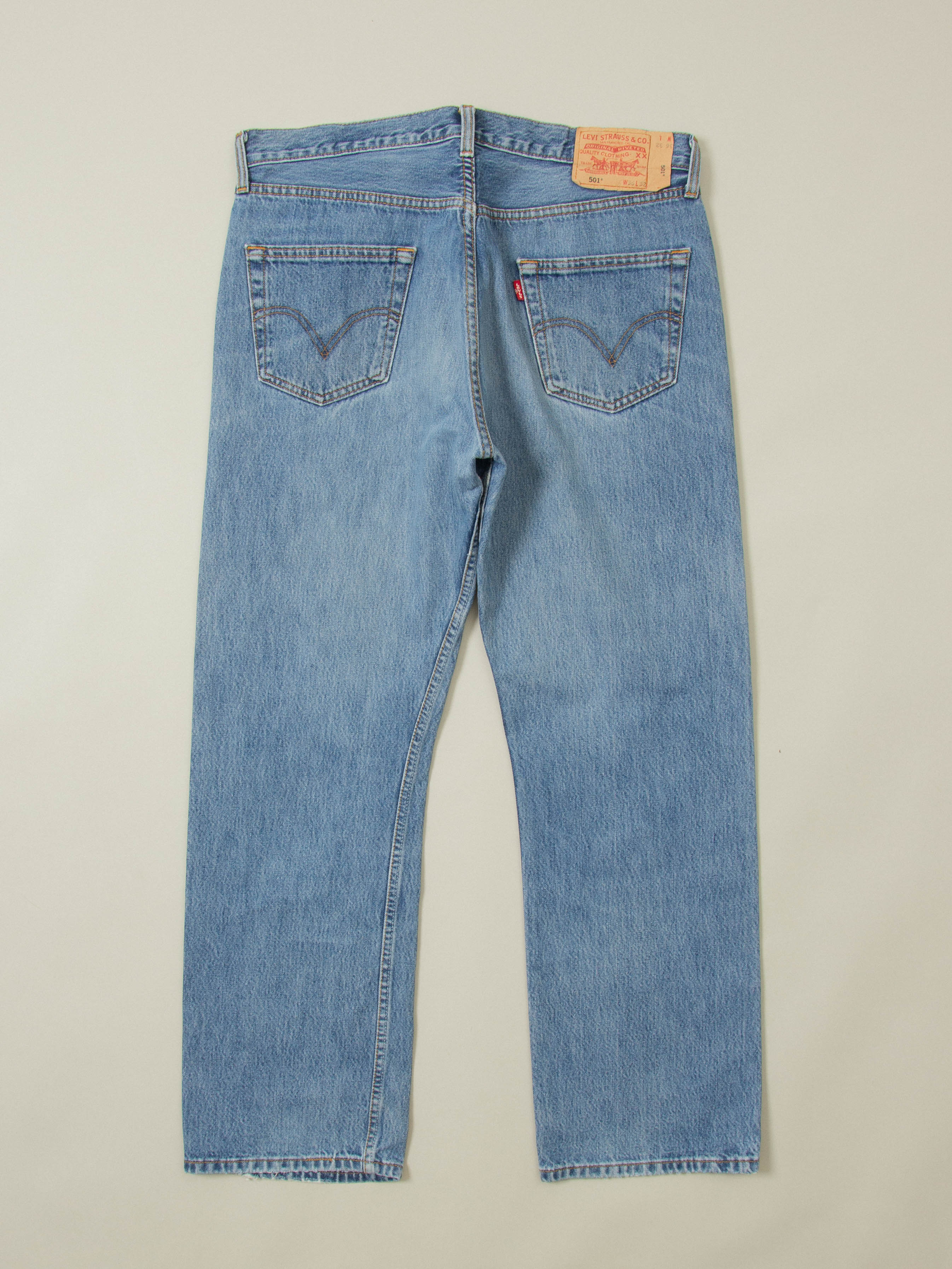 Vtg 2000s Levi's 501 Jeans (38x31) - Image 2