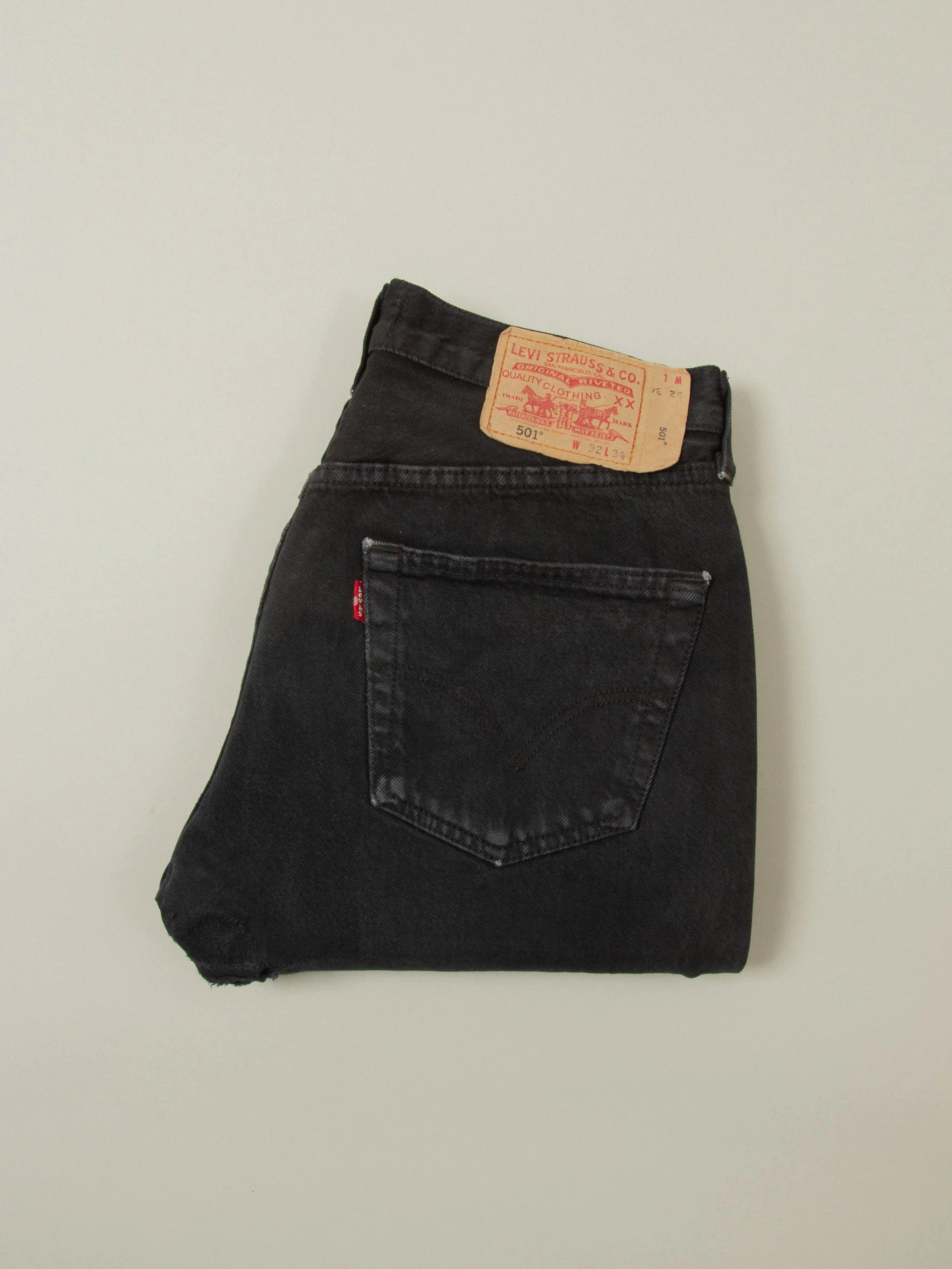 Vtg Black Levi's 501 Jeans (32x31) - Image 6