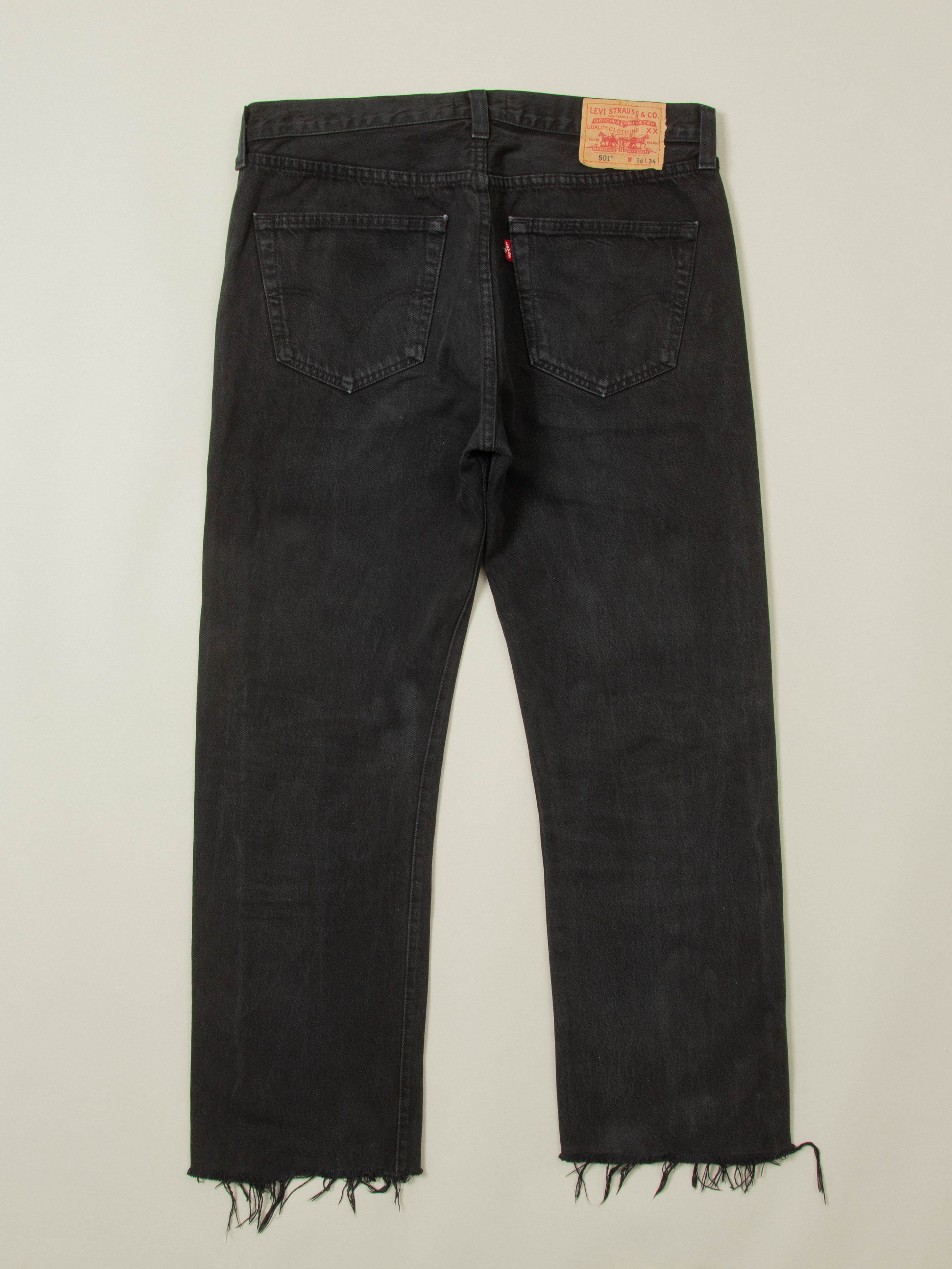 Vtg Black Levi's 501 Jeans (36x30) - Image 2