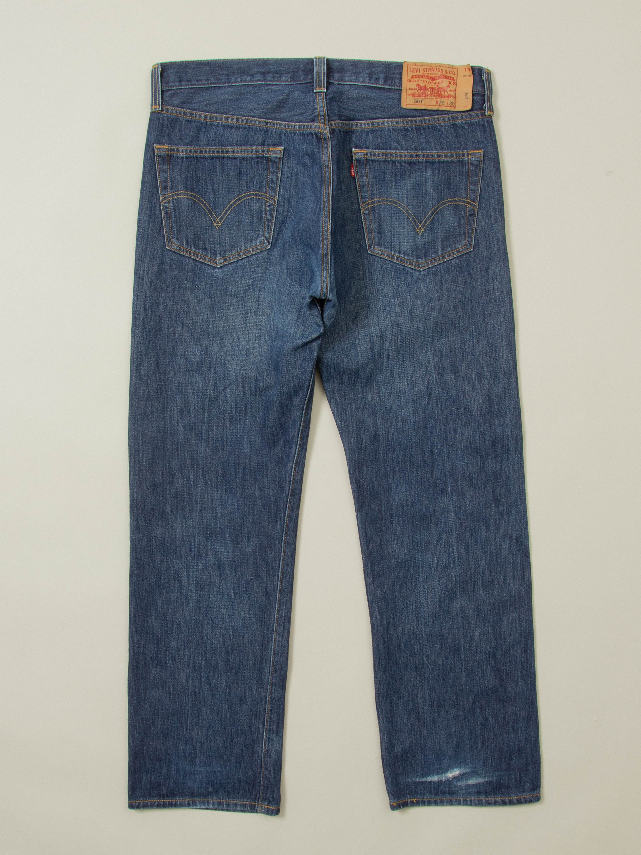 Vtg Levi's 501 Jeans (36x30) - Image 3